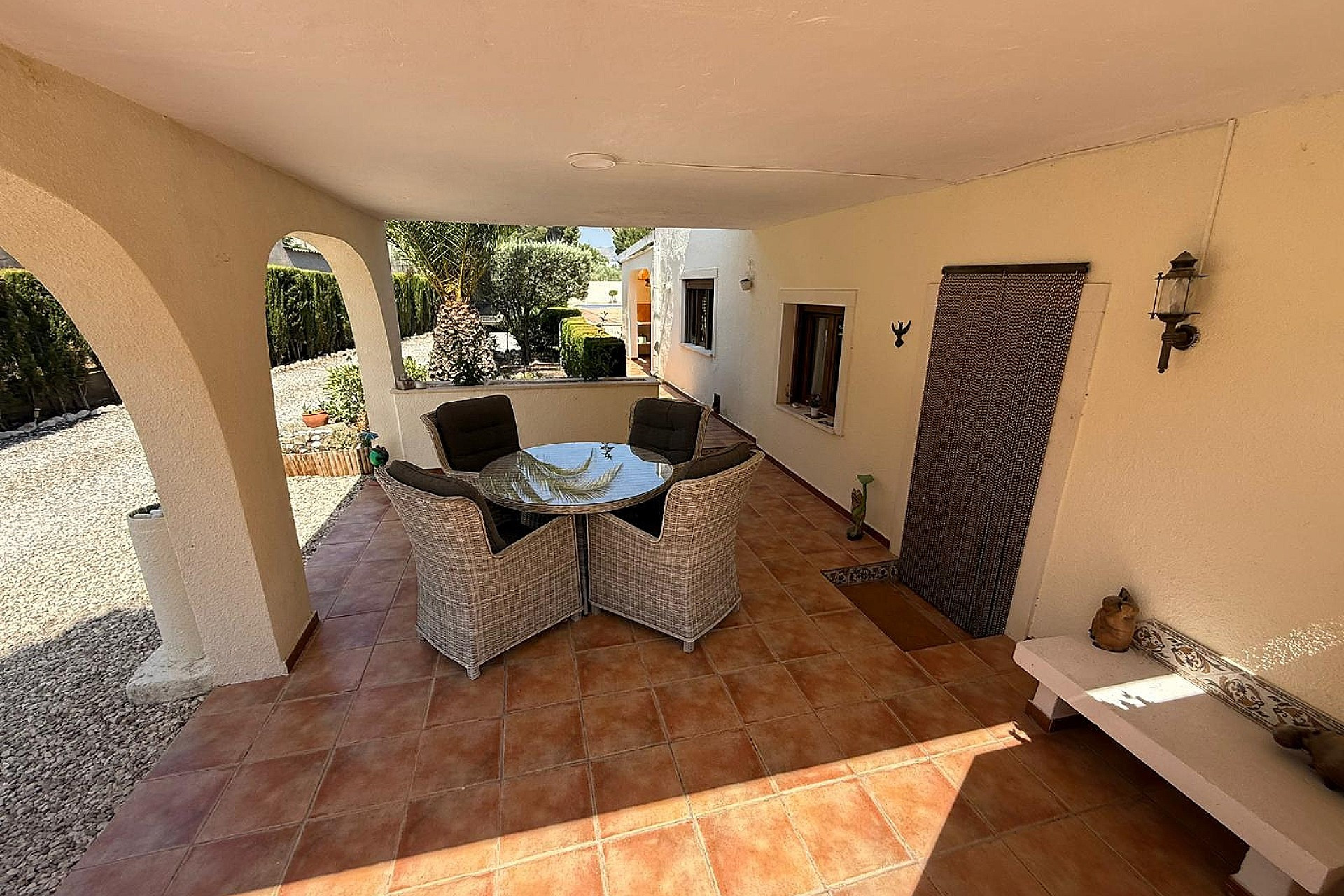 Resale - Finca / Country Property -
Castalla