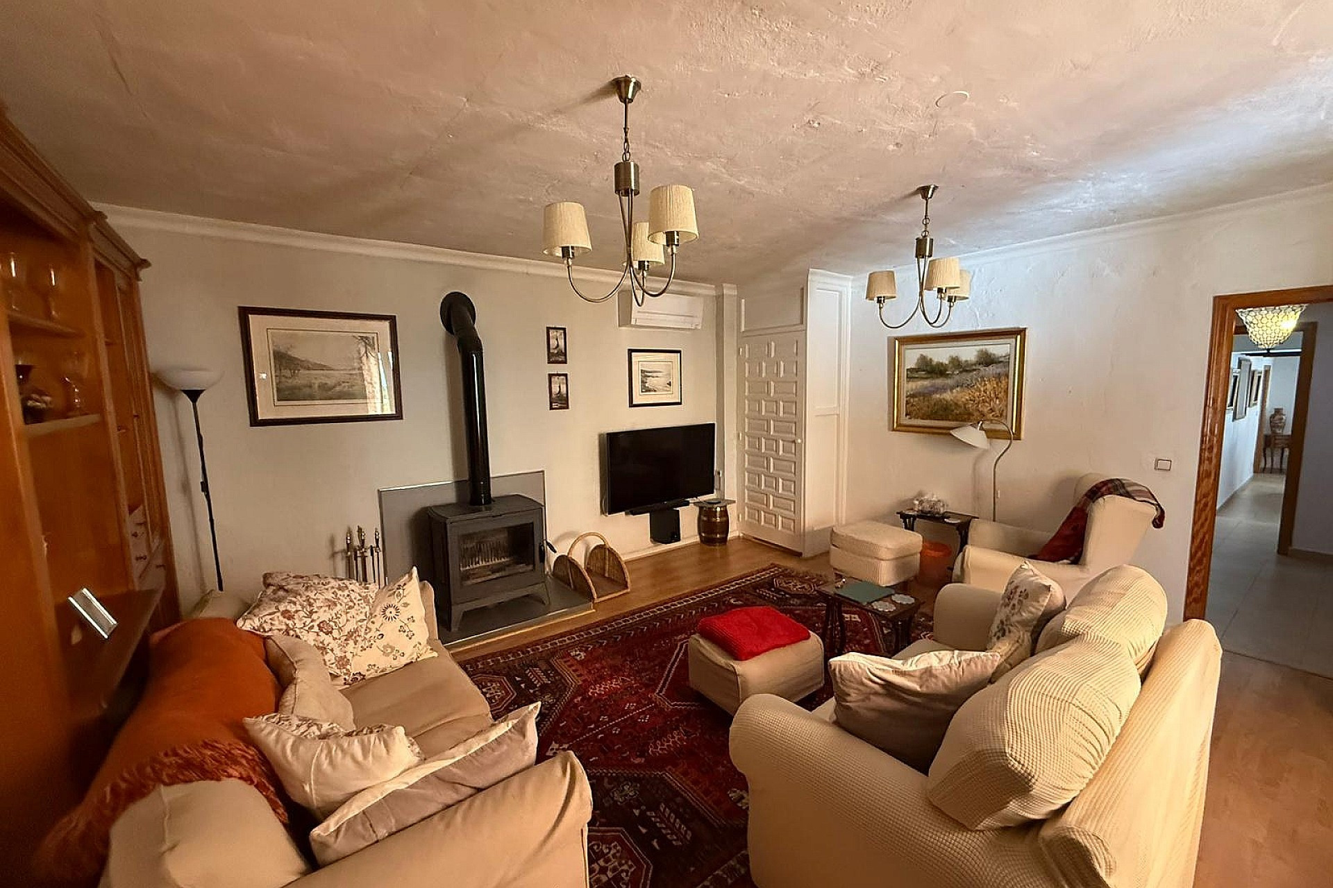 Resale - Finca / Country Property -
Castalla