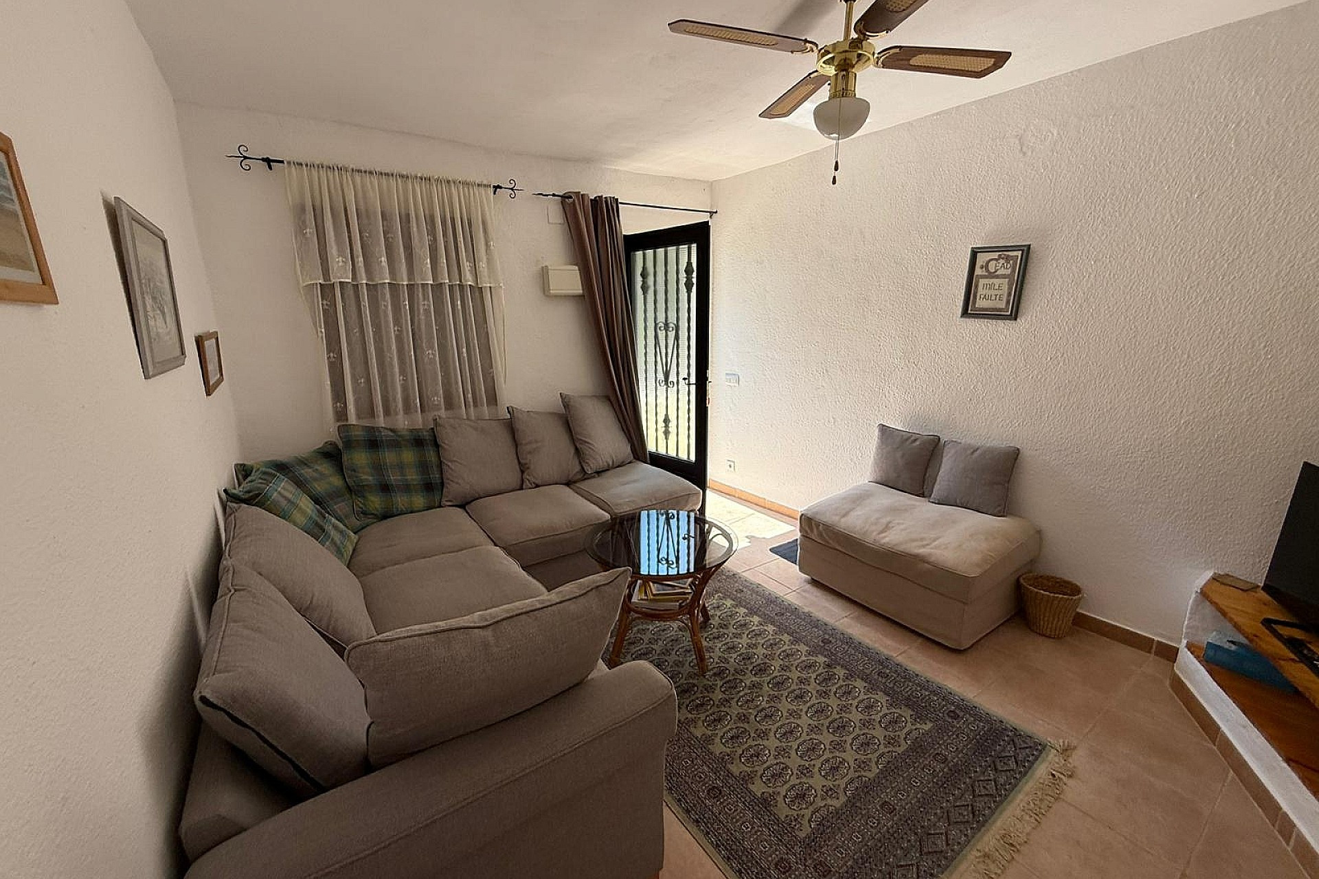 Resale - Finca / Country Property -
Castalla