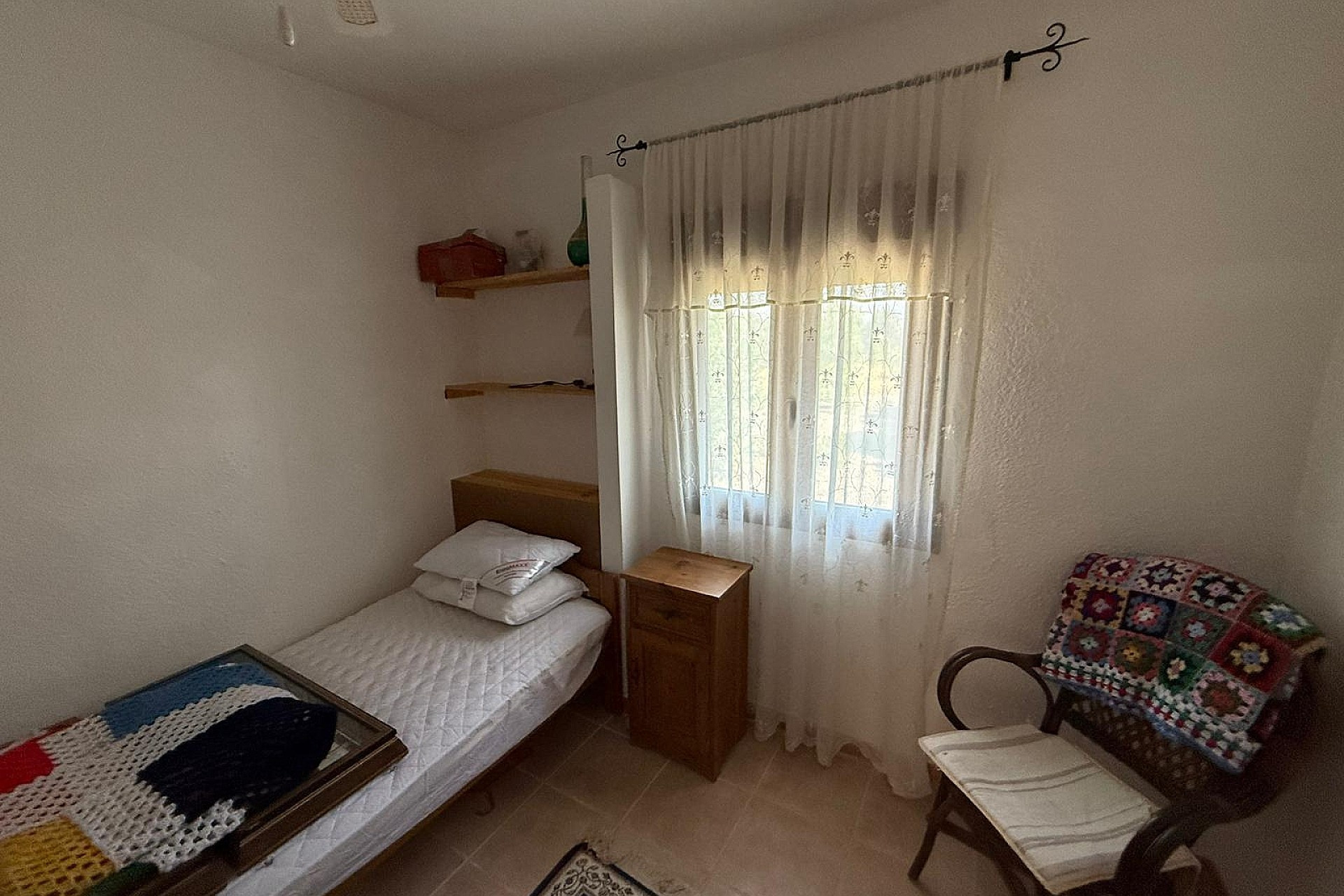 Resale - Finca / Country Property -
Castalla