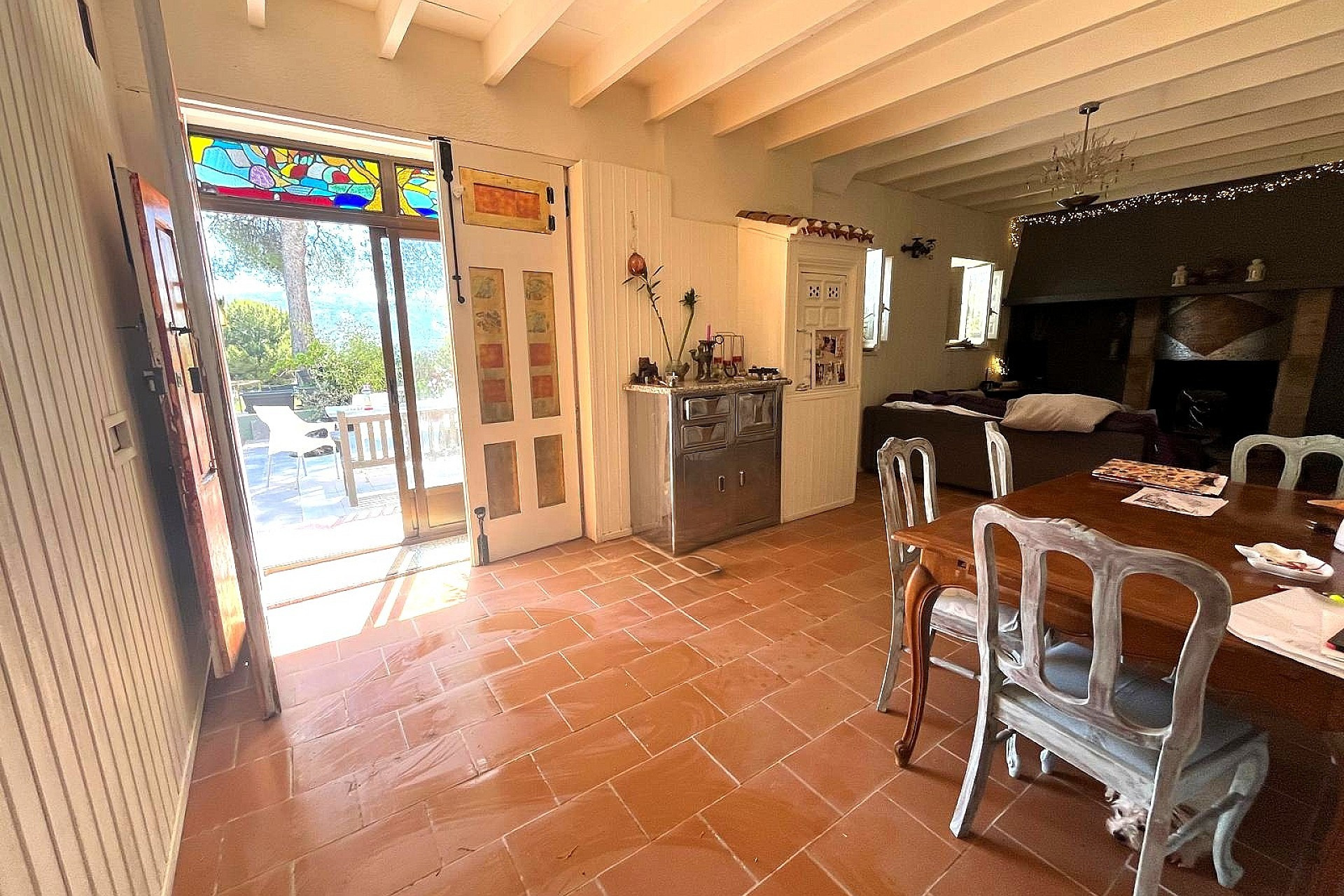 Resale - Finca / Country Property -
Castalla