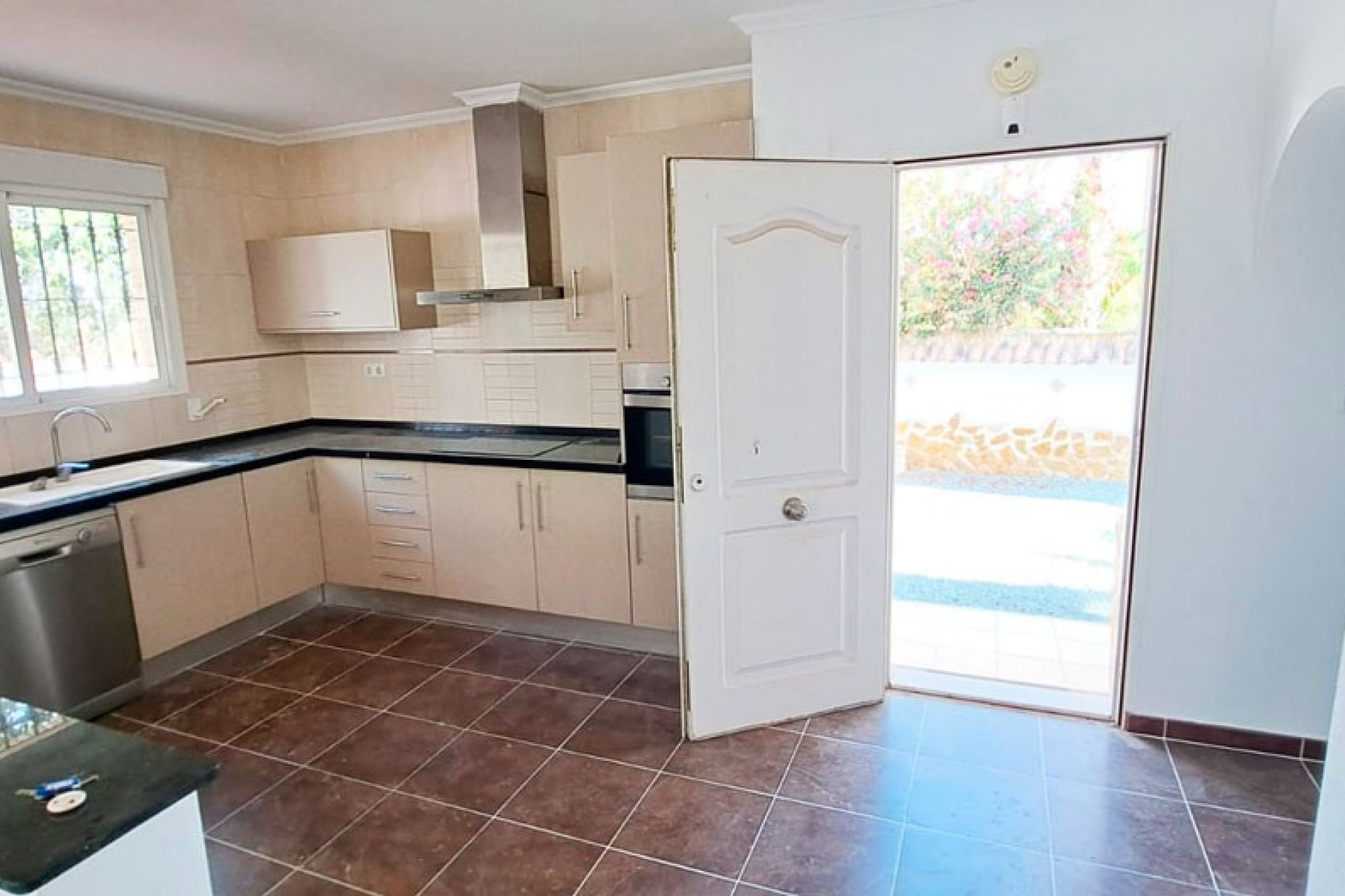 Resale - Finca / Country Property -
Catral - Catral - Country