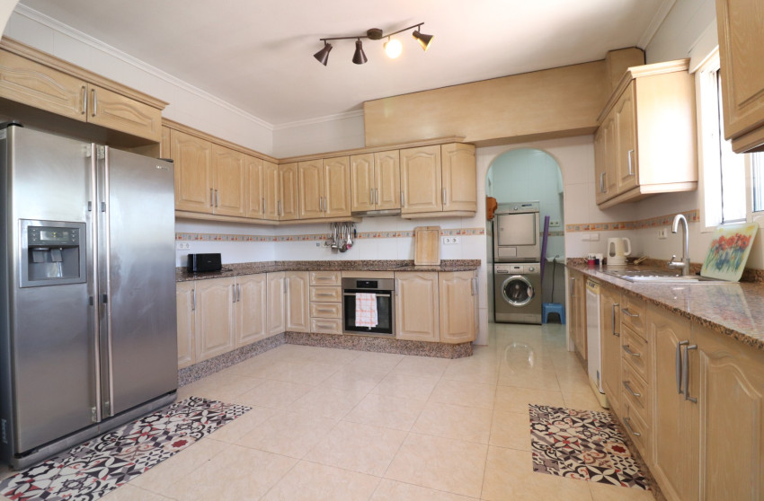 Resale - Finca / Country Property -
Catral - Catral - Country