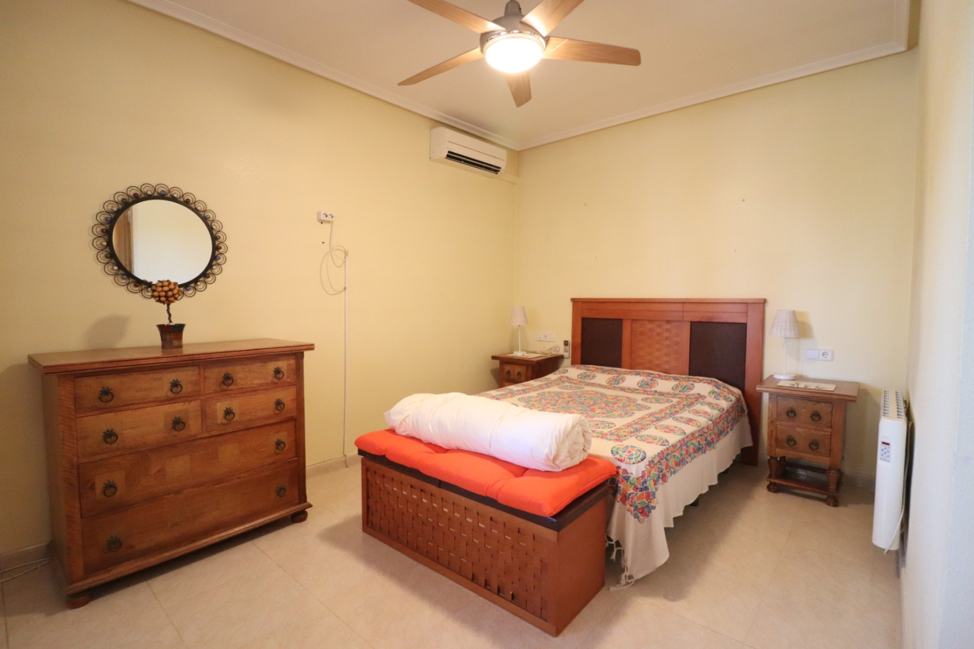 Resale - Finca / Country Property -
Catral - Catral - Country