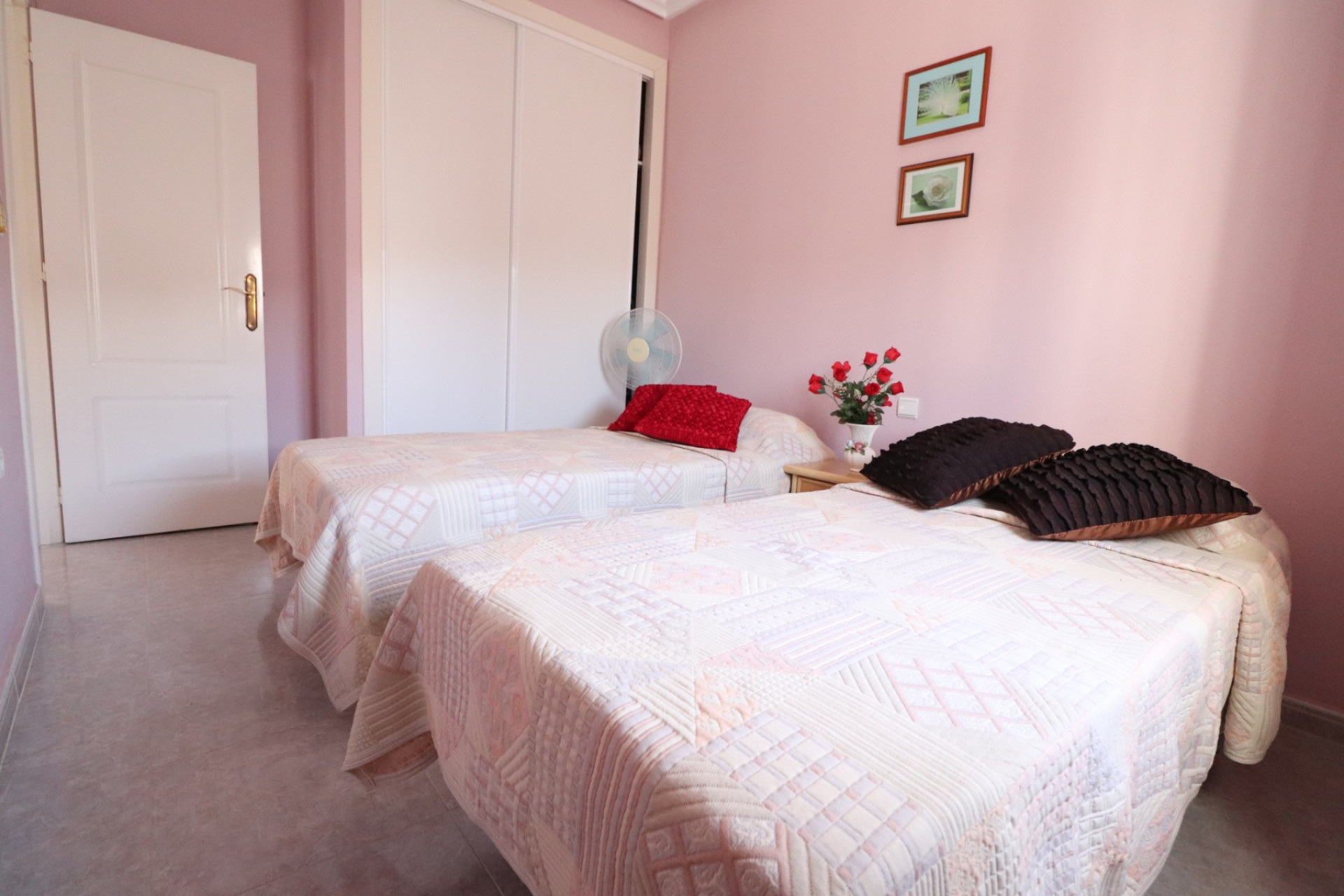 Resale - Finca / Country Property -
Catral - Catral - Country