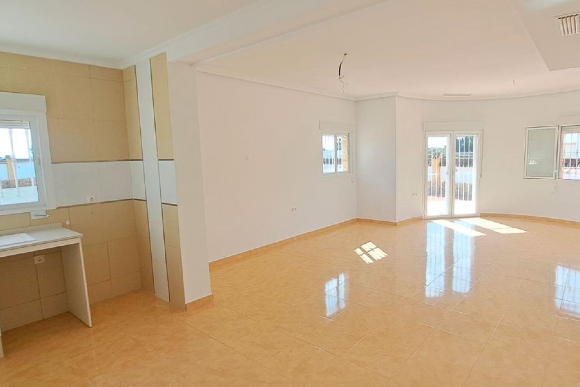 Resale - Finca / Country Property -
Catral - Catral - Country