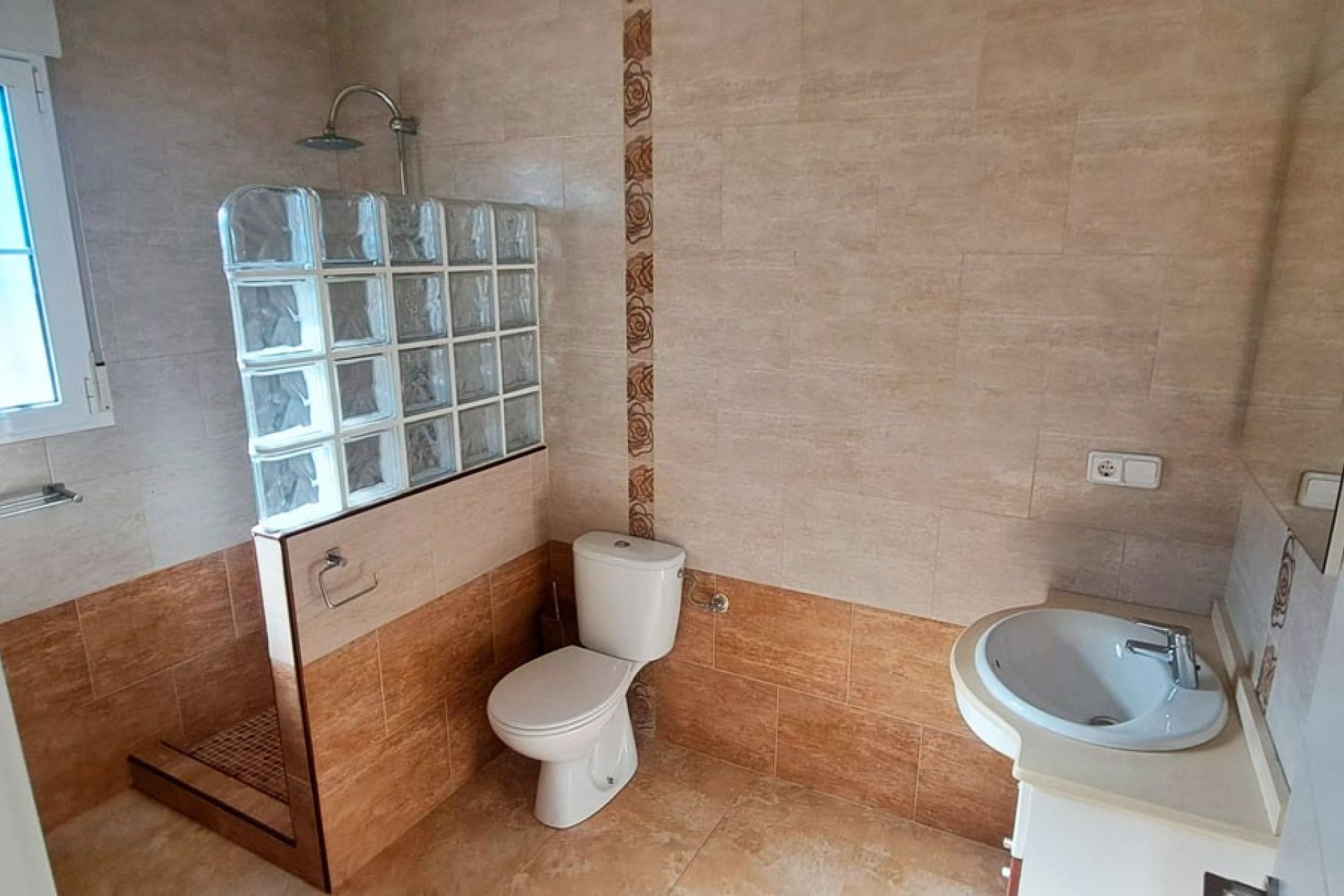 Resale - Finca / Country Property -
Catral - Catral - Country