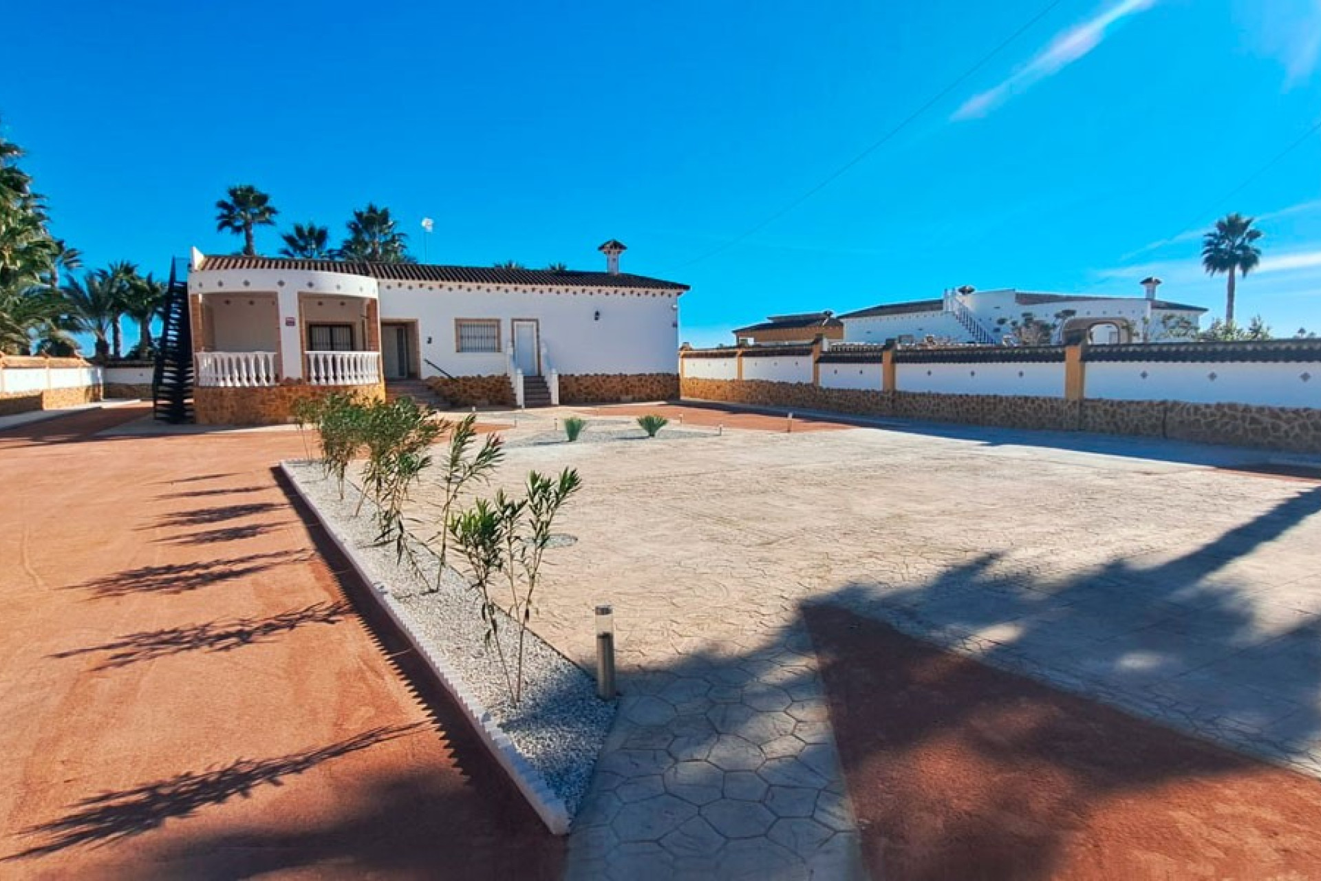 Resale - Finca / Country Property -
Catral - Catral - Country