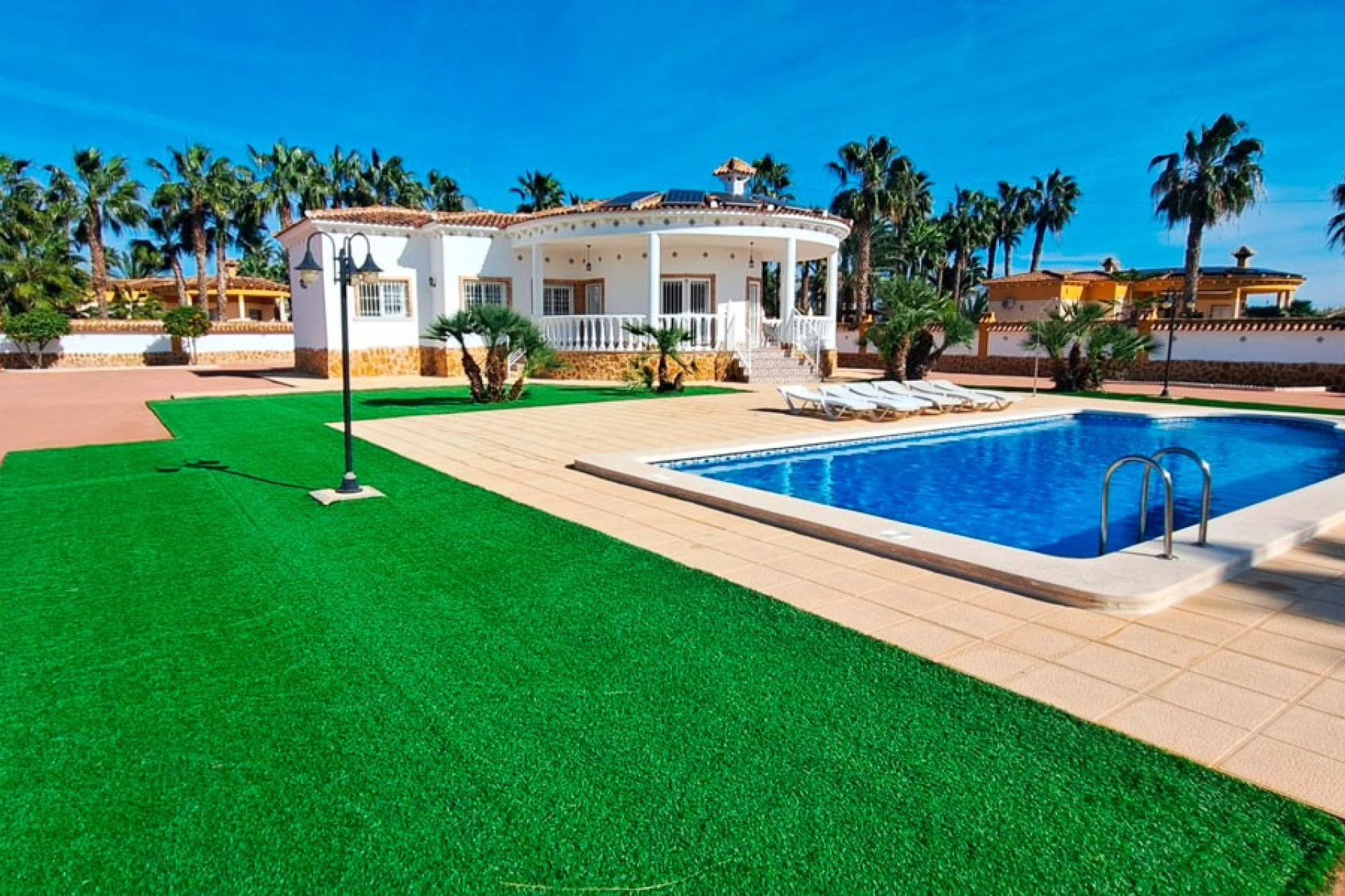 Resale - Finca - Country Property -
Catral - Catral - Country