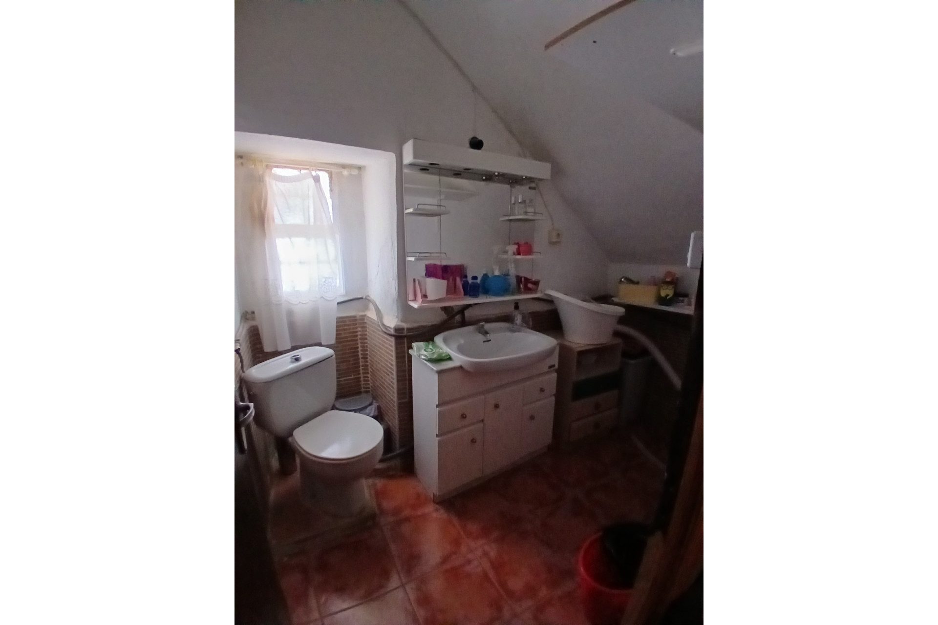 Resale - Finca / Country Property -
Caudete