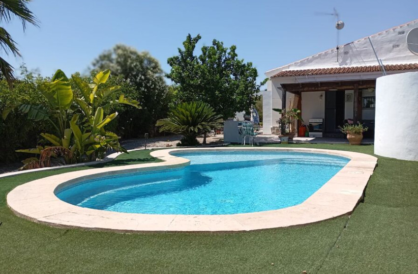 Resale - Finca - Country Property -
Daya Nueva - Costa Blanca