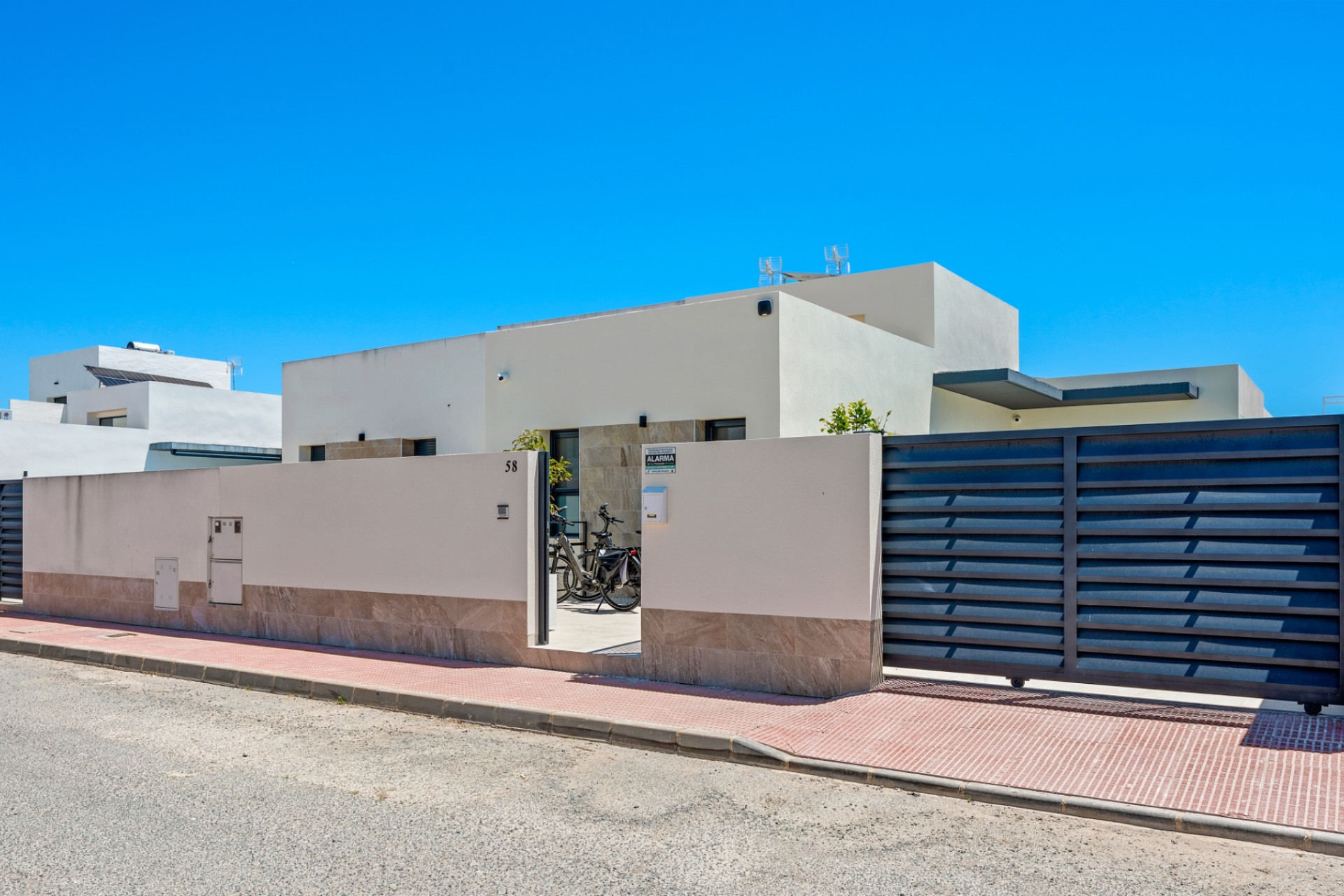 Resale - Finca - Country Property -
Daya Nueva - Costa Blanca
