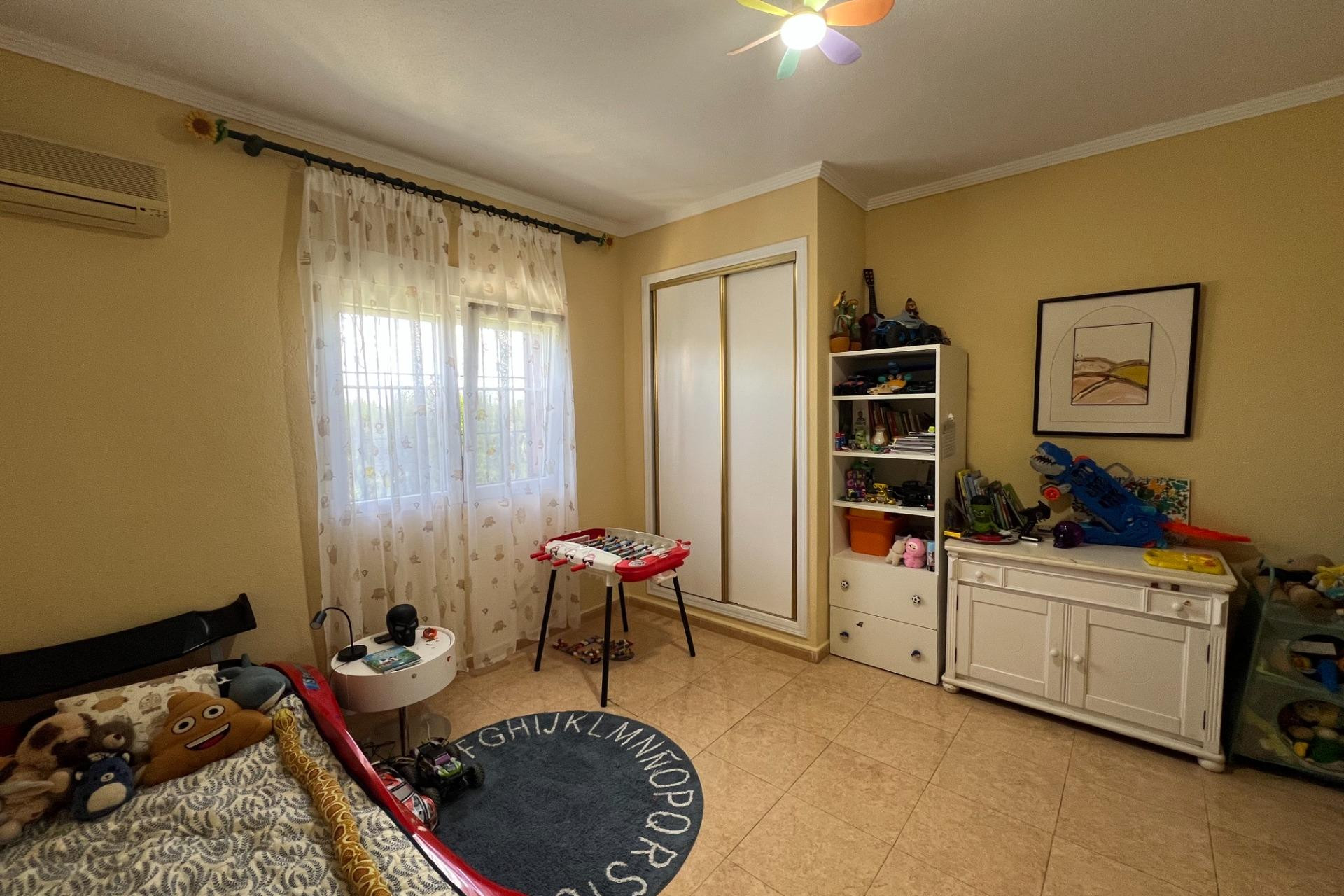 Resale - Finca - Country Property -
Dolores - Comunidad Valenciana