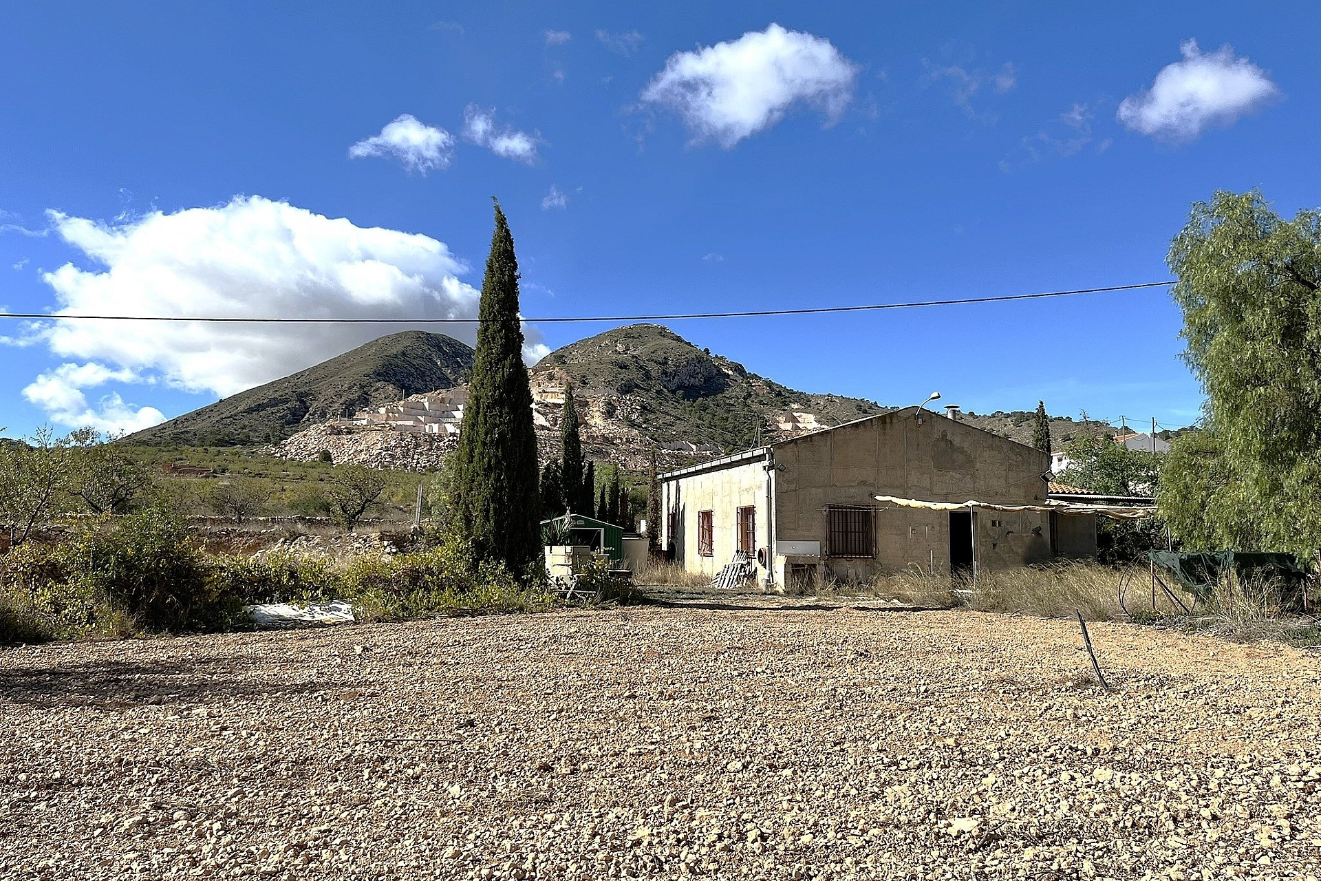 Resale - Finca / Country Property -
El Canton