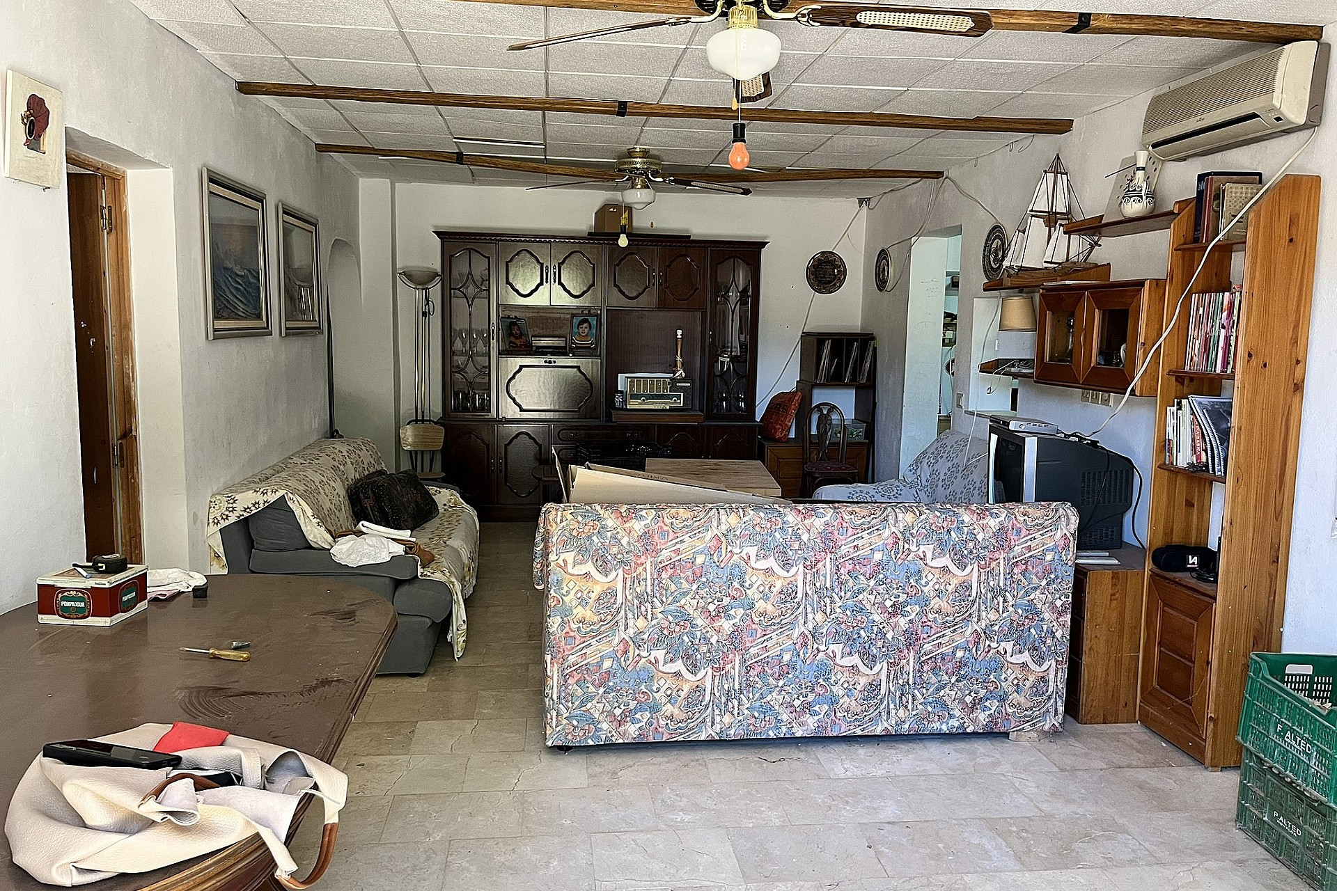 Resale - Finca / Country Property -
El Canton