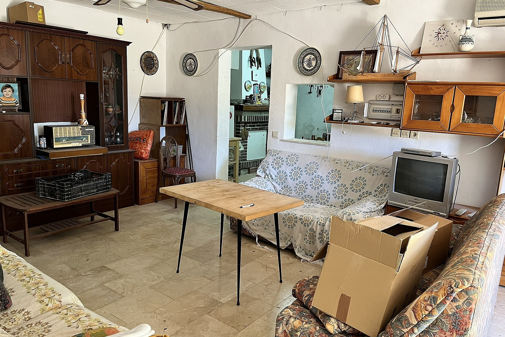 Resale - Finca / Country Property -
El Canton