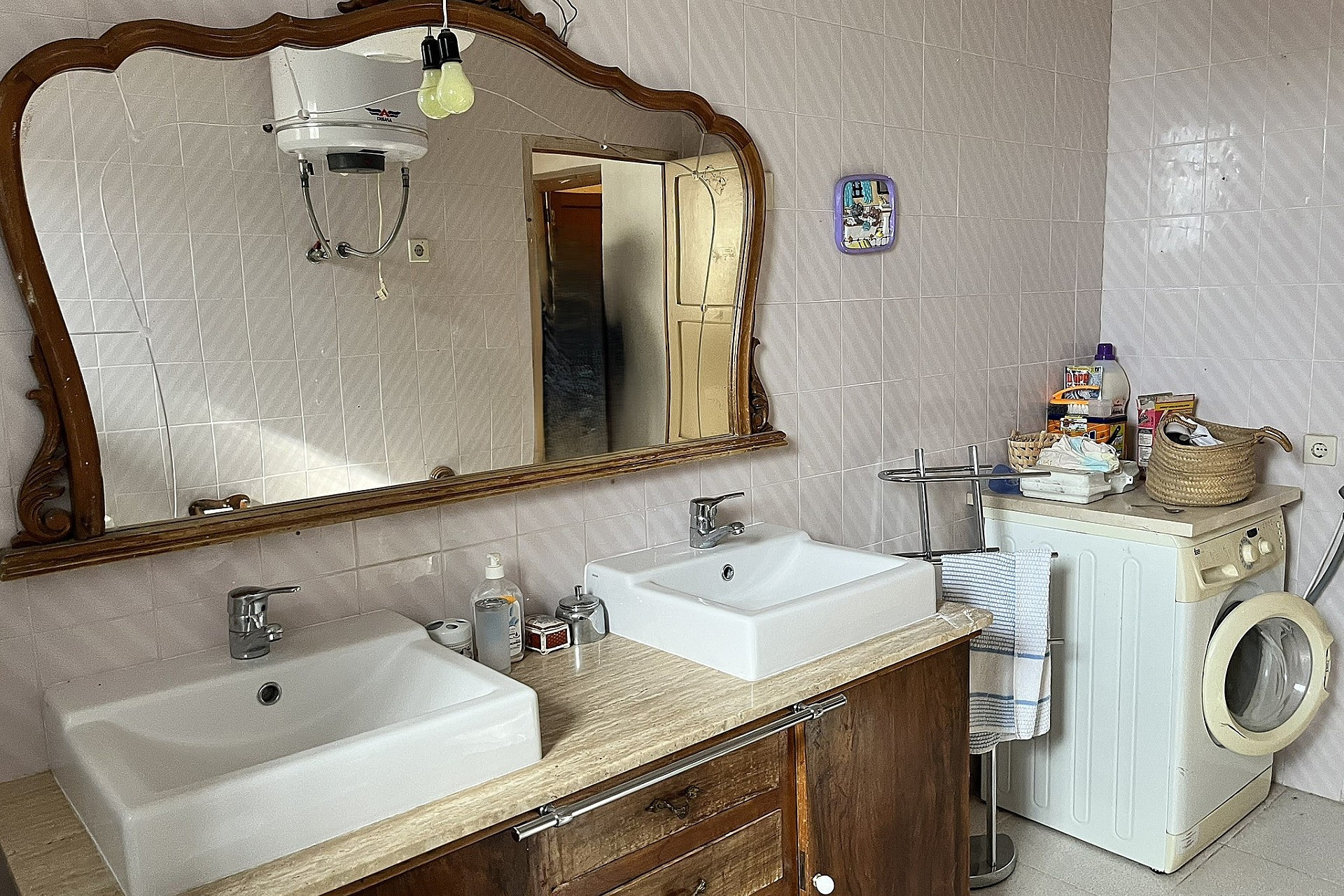 Resale - Finca / Country Property -
El Canton