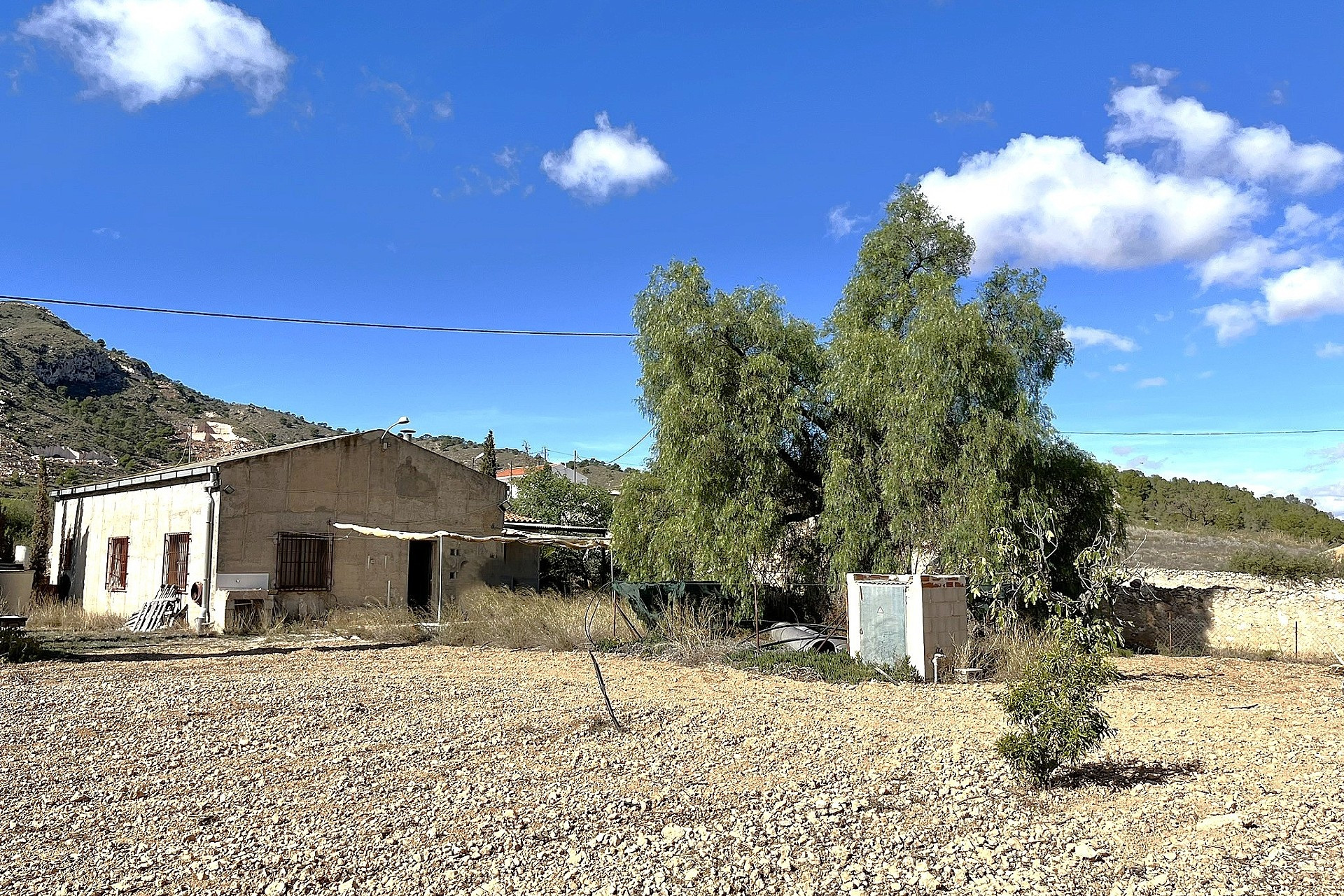 Resale - Finca / Country Property -
El Canton