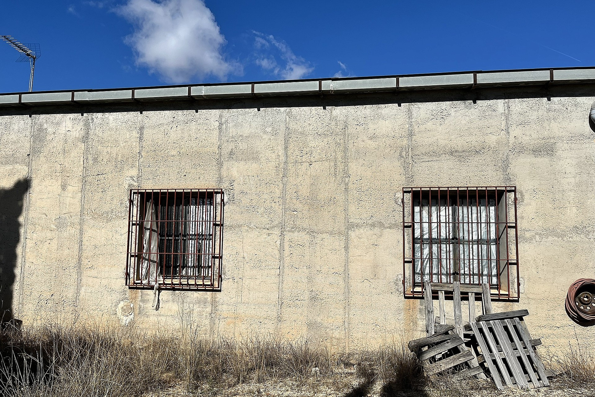 Resale - Finca / Country Property -
El Canton