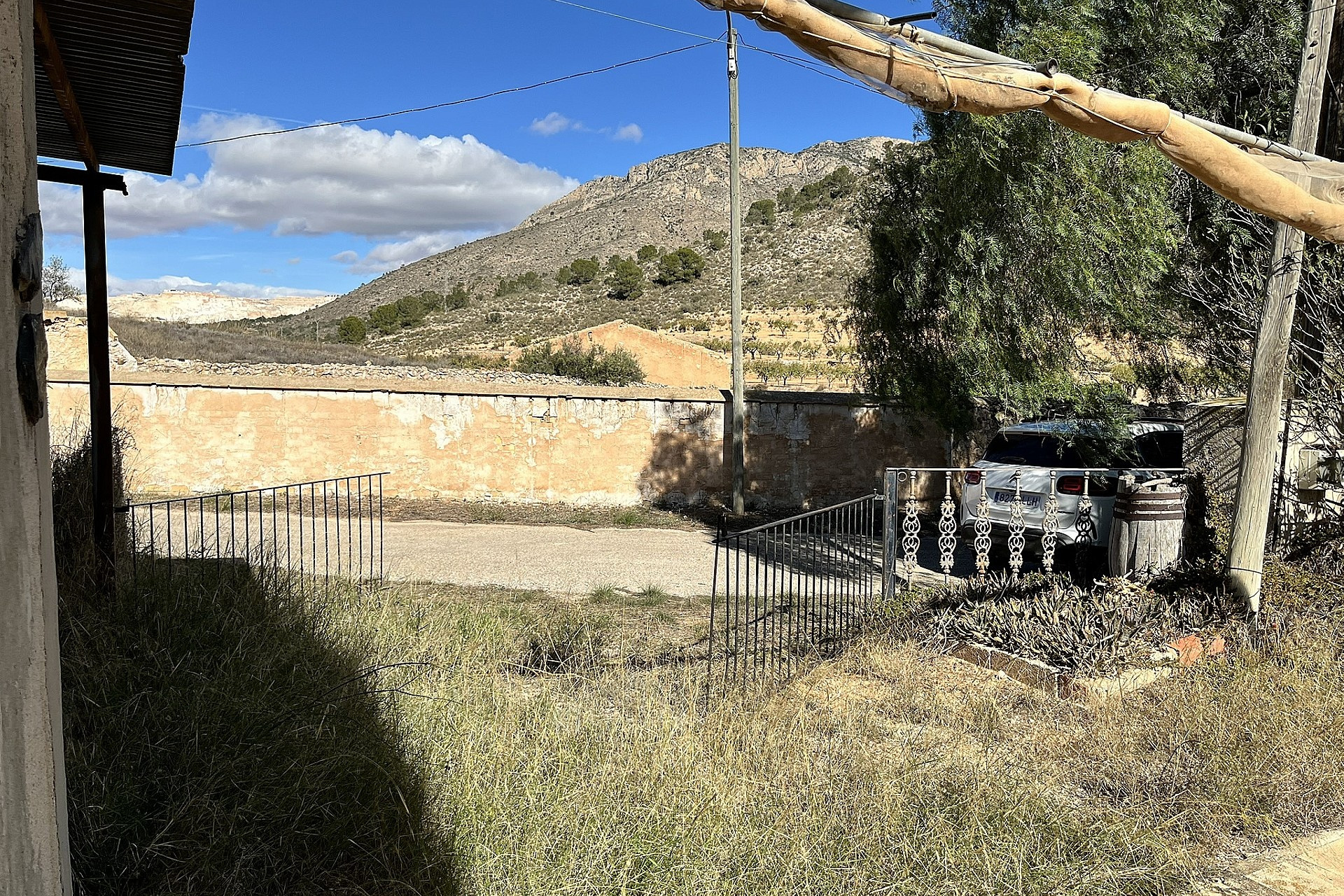 Resale - Finca / Country Property -
El Canton