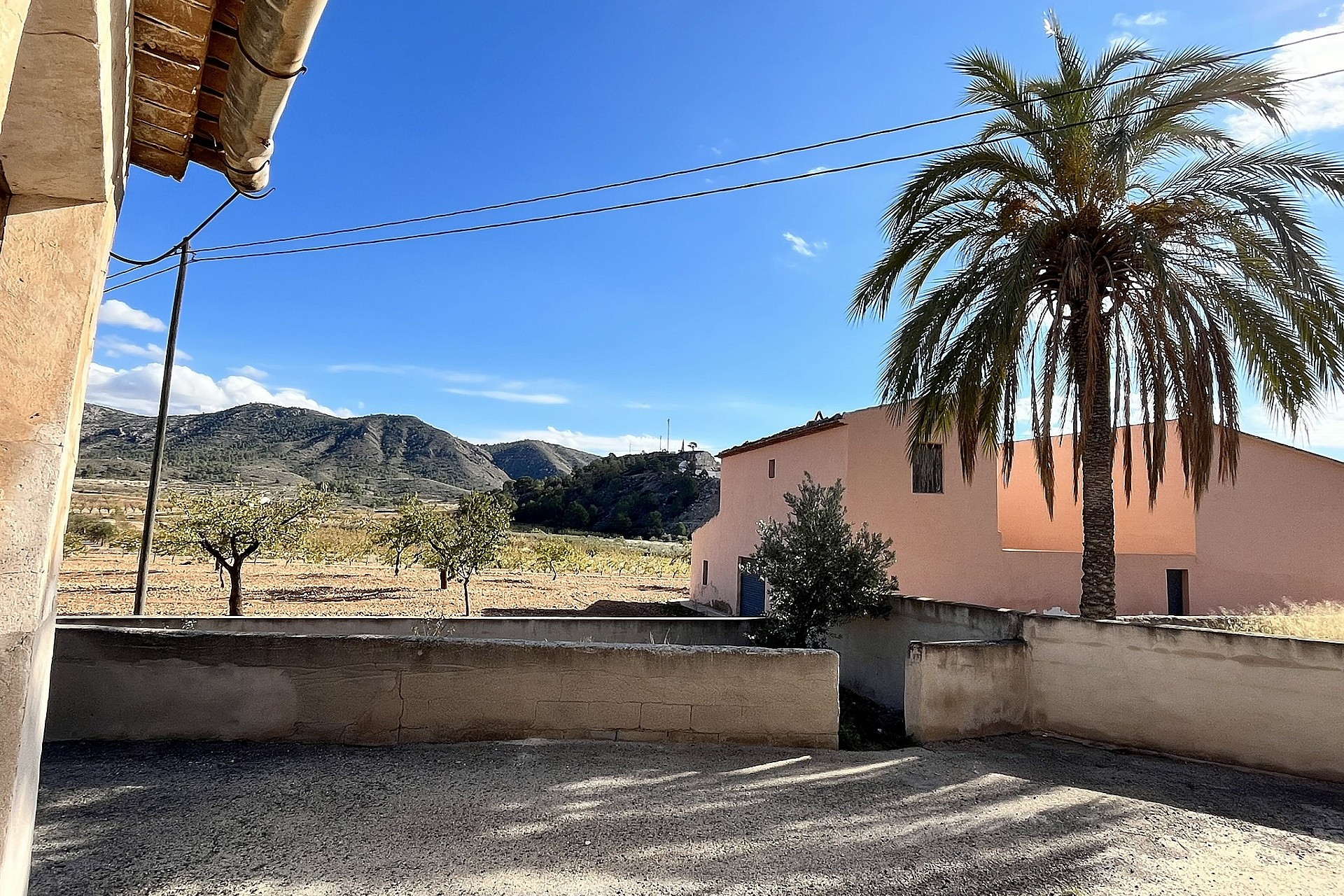 Resale - Finca / Country Property -
El Canton