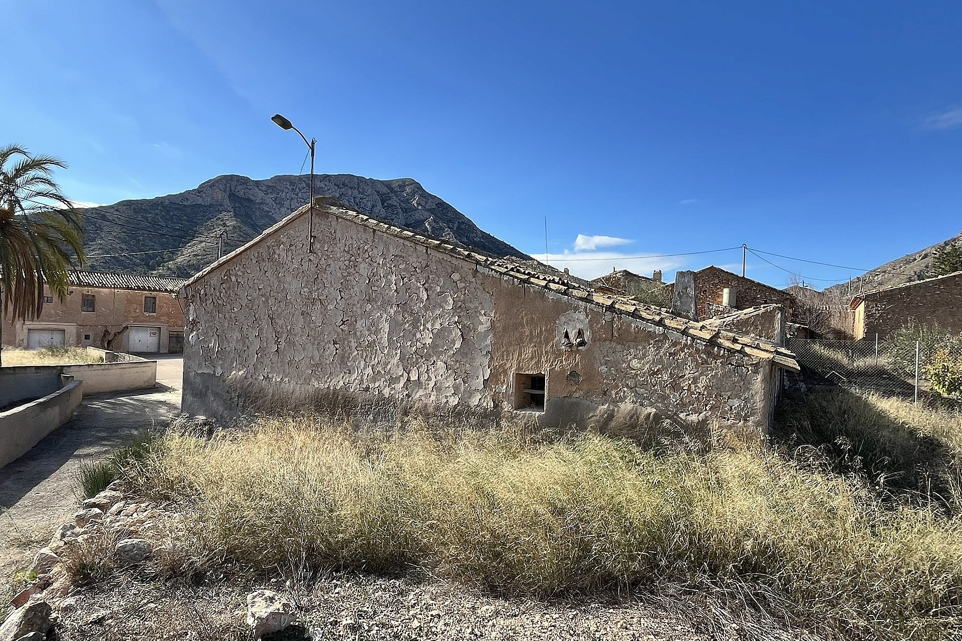 Resale - Finca / Country Property -
El Canton