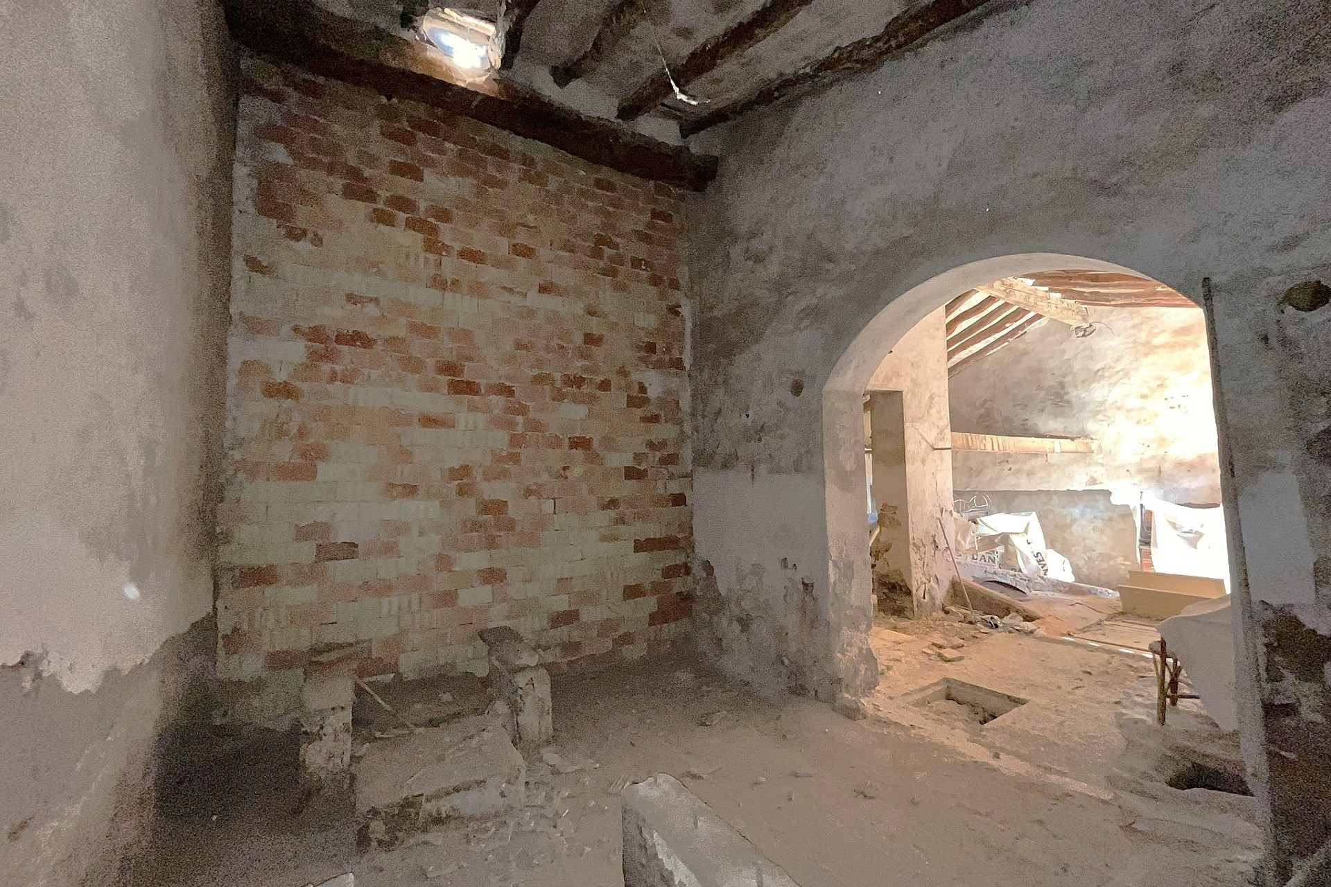 Resale - Finca / Country Property -
El Canton