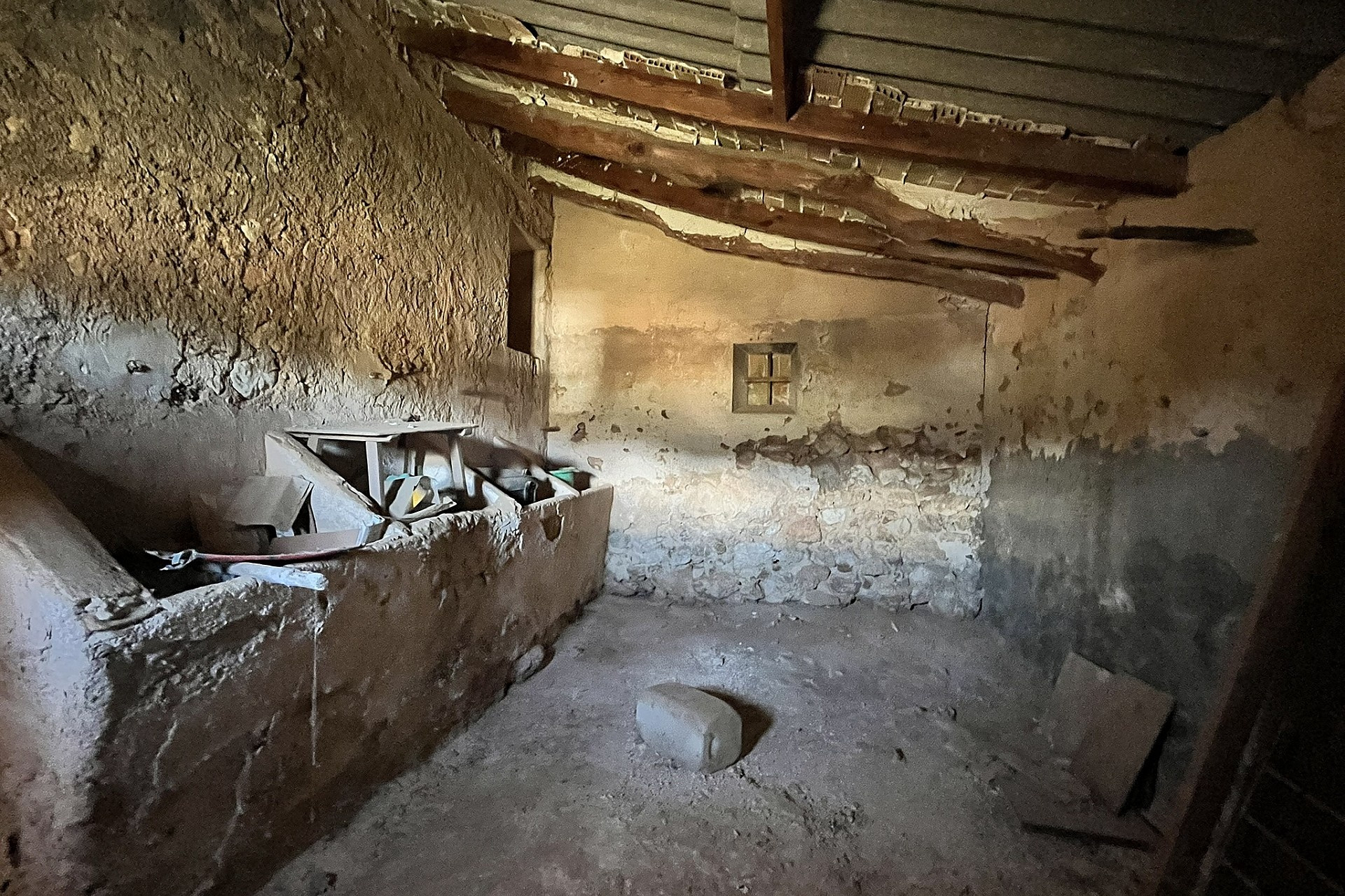 Resale - Finca / Country Property -
El Canton