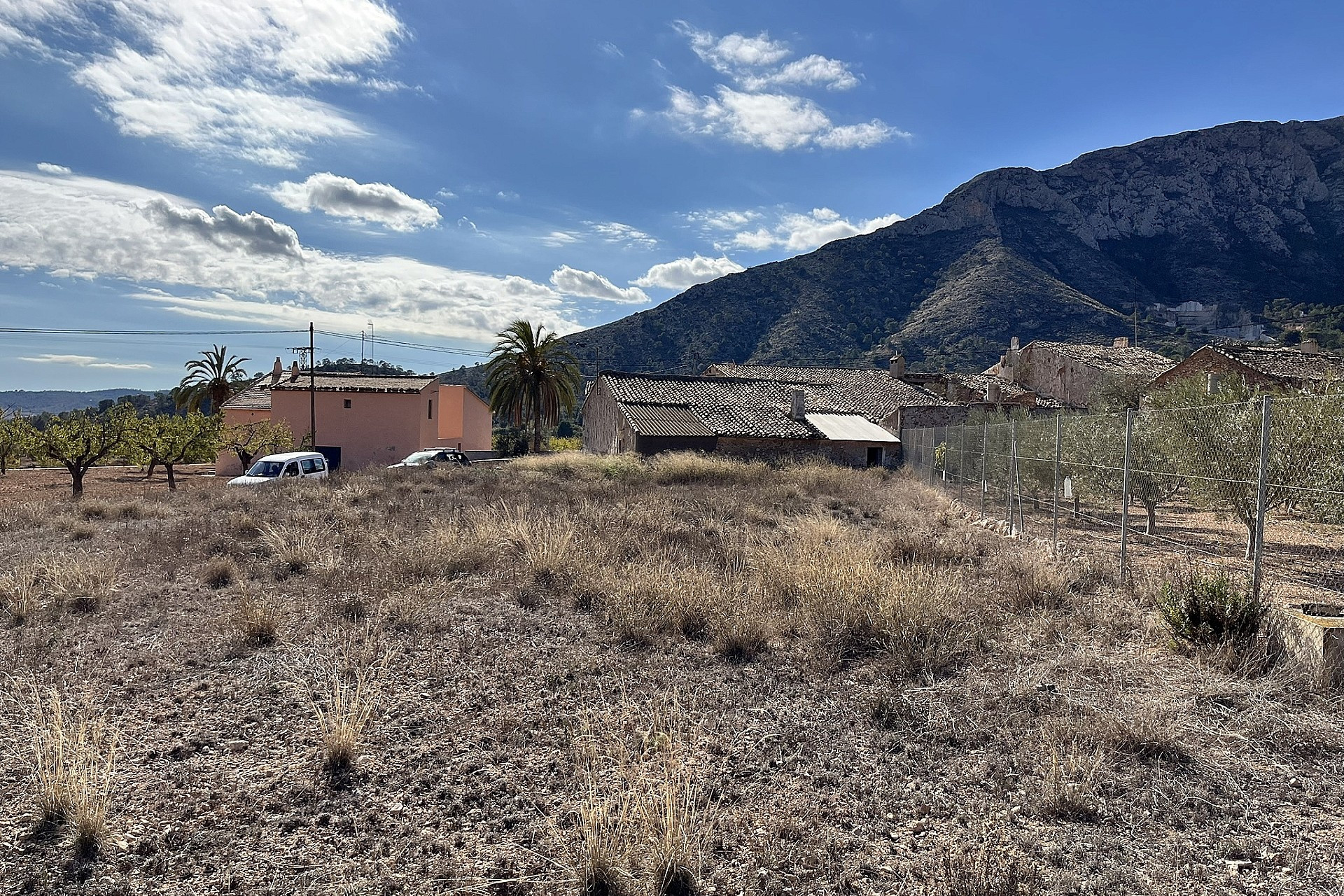 Resale - Finca / Country Property -
El Canton