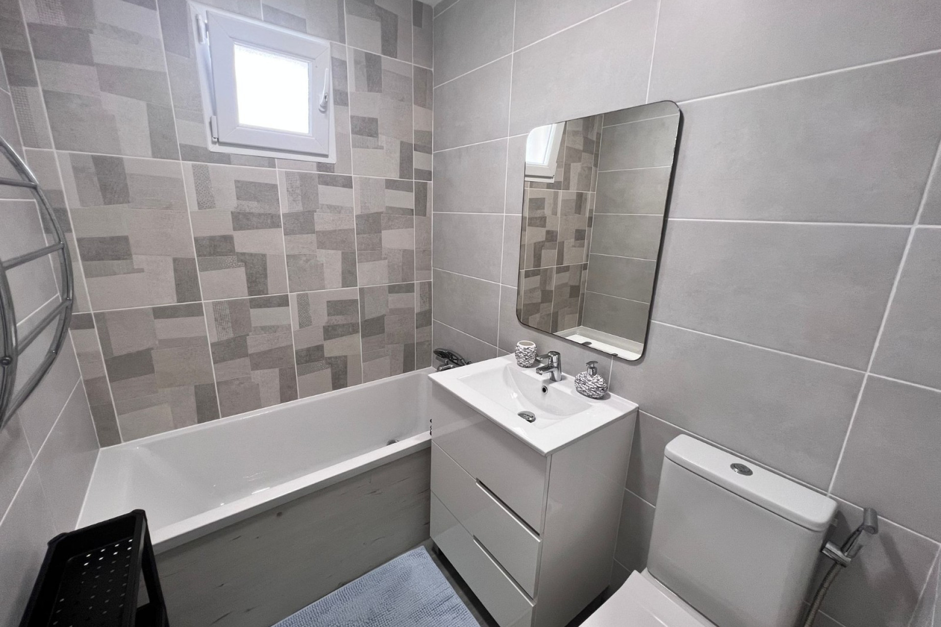 Resale - Finca / Country Property -
Elche - La Marina