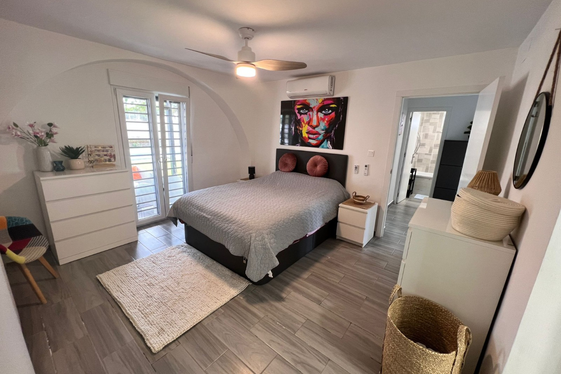 Resale - Finca / Country Property -
Elche - La Marina