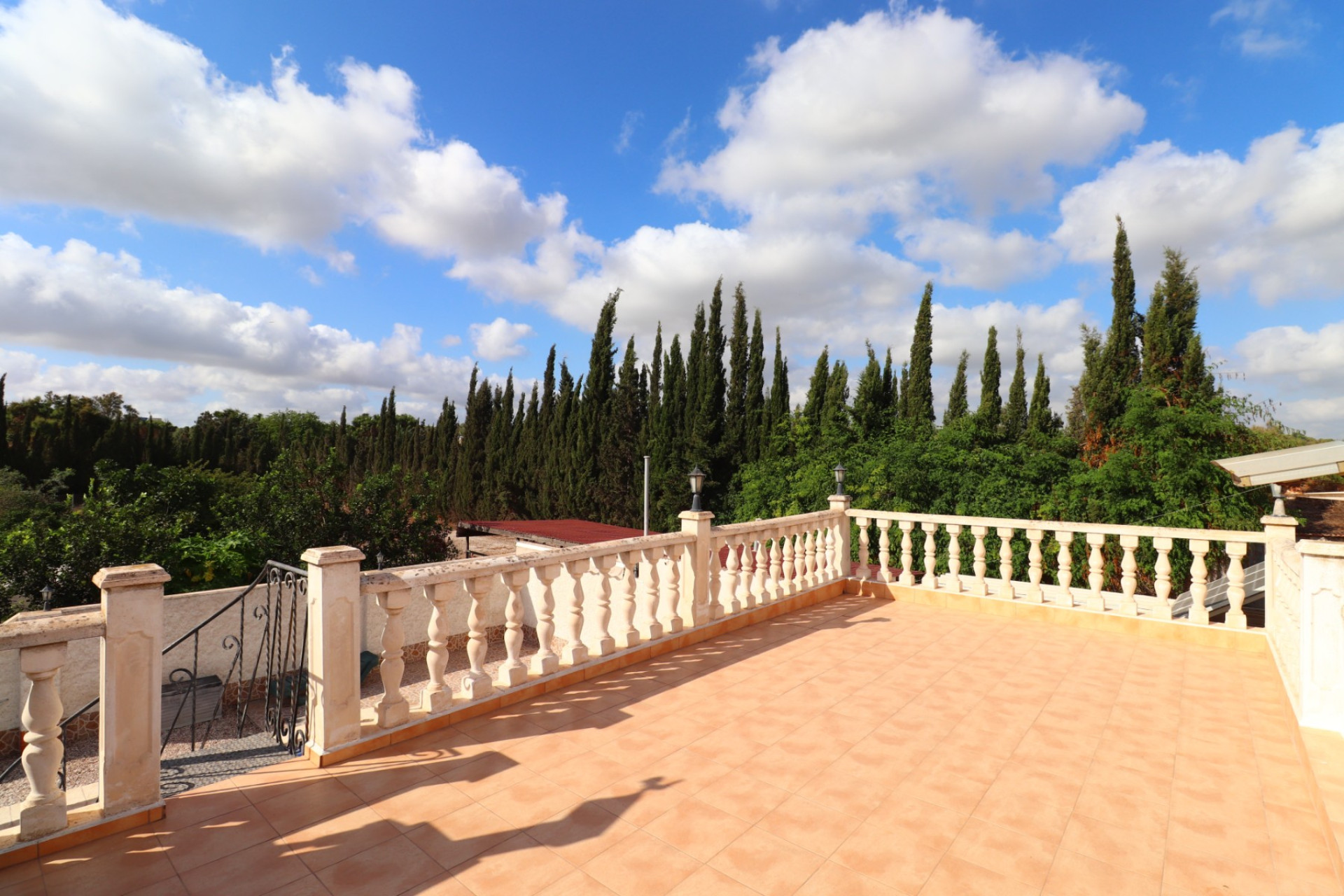 Resale - Finca - Country Property -
Heredades - Heredades - Country