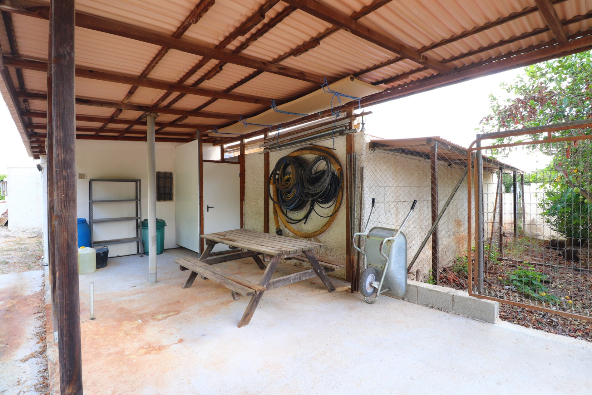 Resale - Finca - Country Property -
Heredades - Heredades - Country