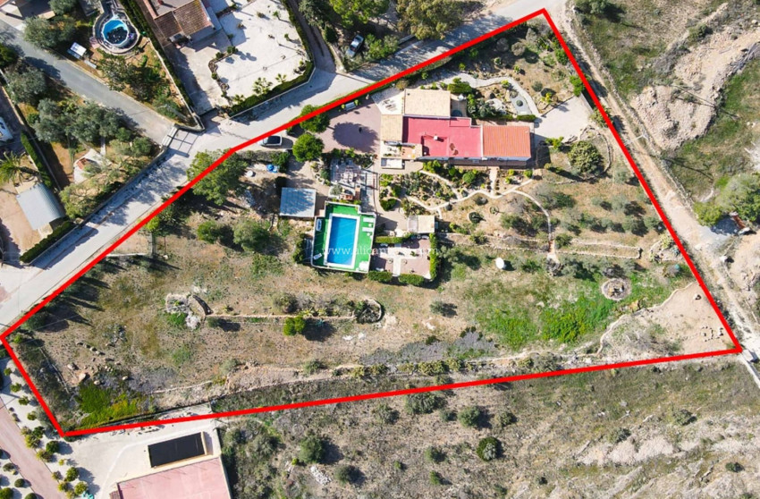 Resale - Finca - Country Property -
Hondón de las Nieves - HONDON DE LAS NIEVES