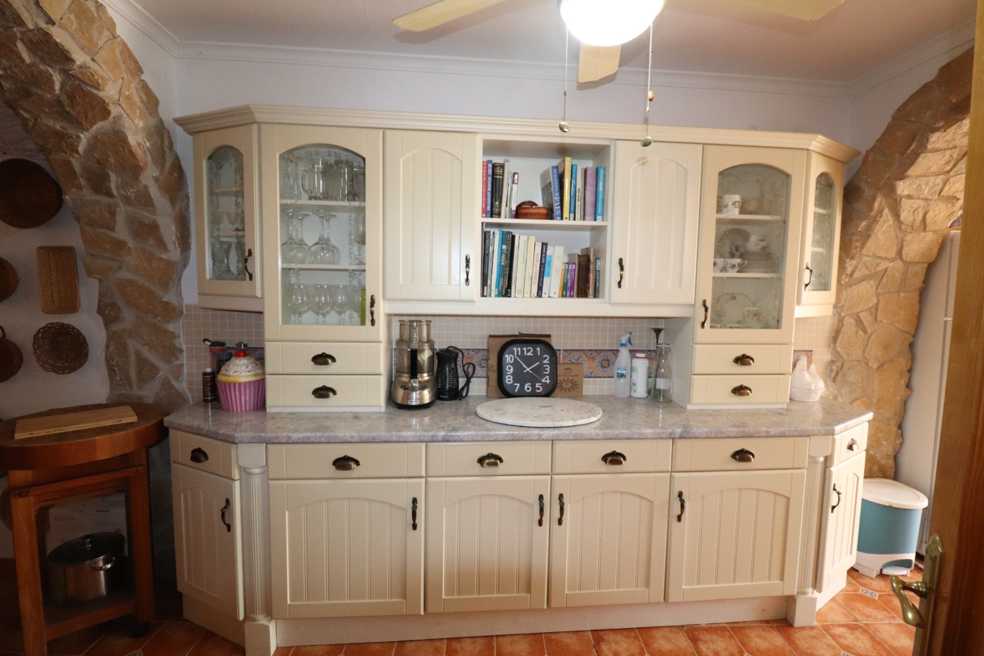 Resale - Finca - Country Property -
Hondón de las Nieves - La Canalosa