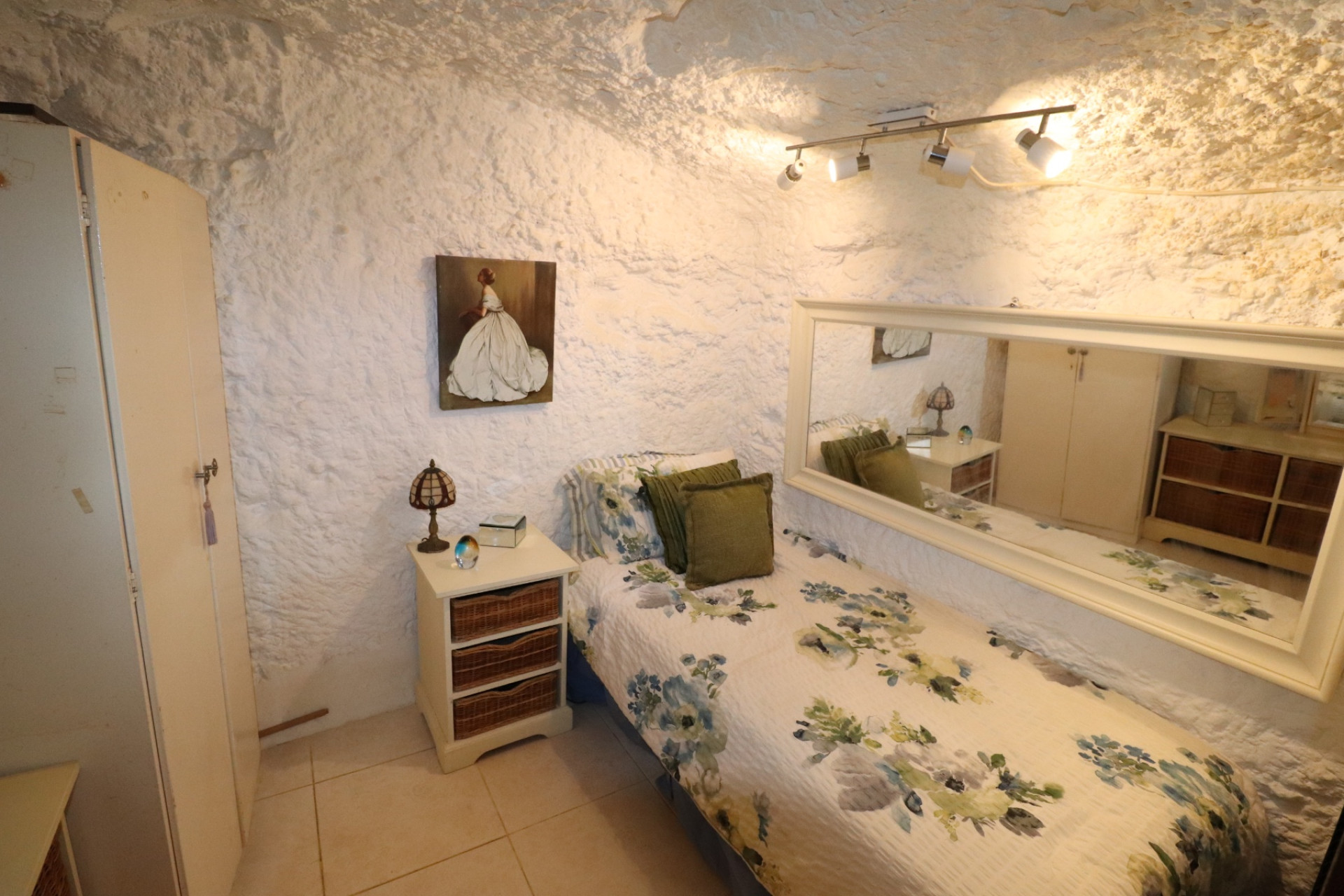 Resale - Finca - Country Property -
Hondón de las Nieves - La Canalosa