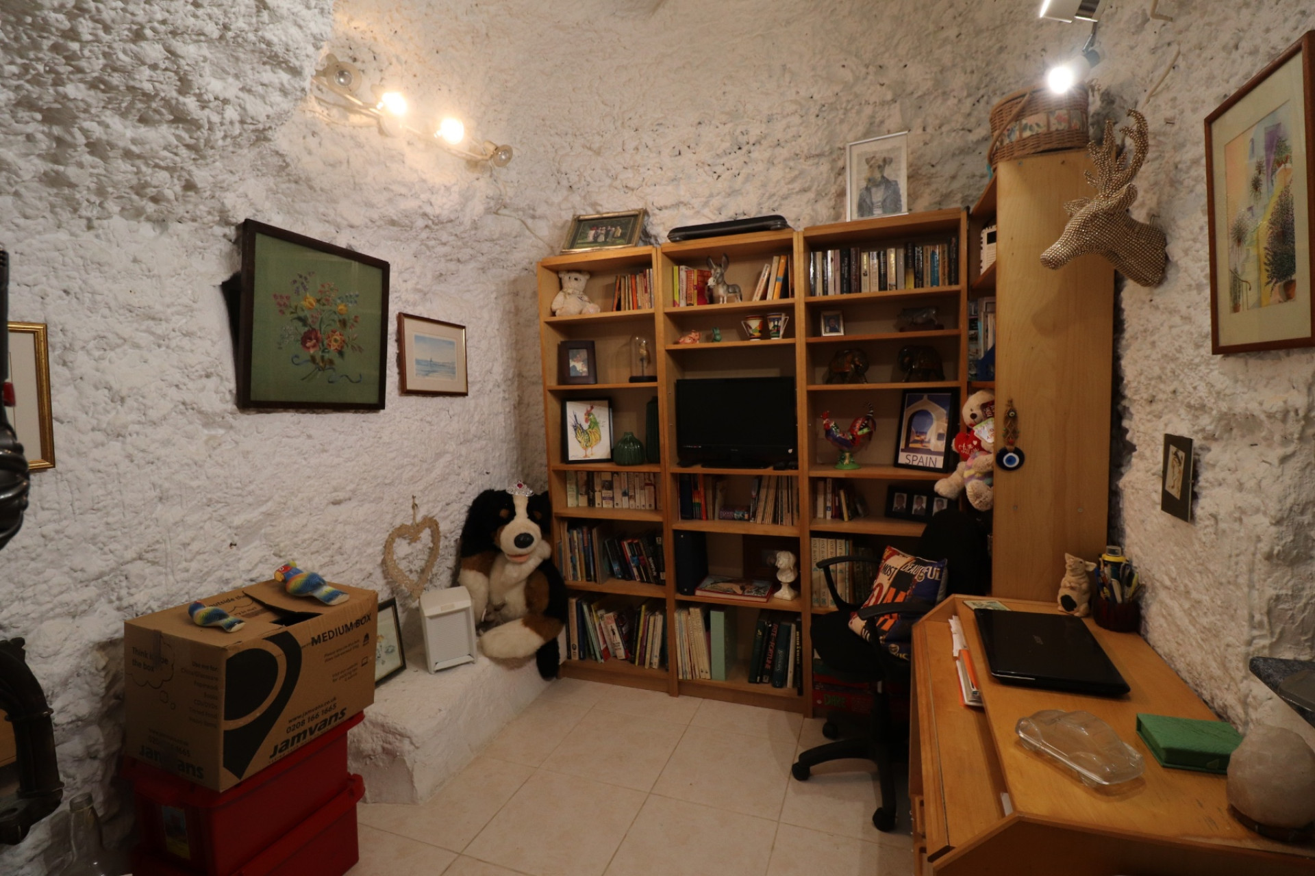 Resale - Finca - Country Property -
Hondón de las Nieves - La Canalosa