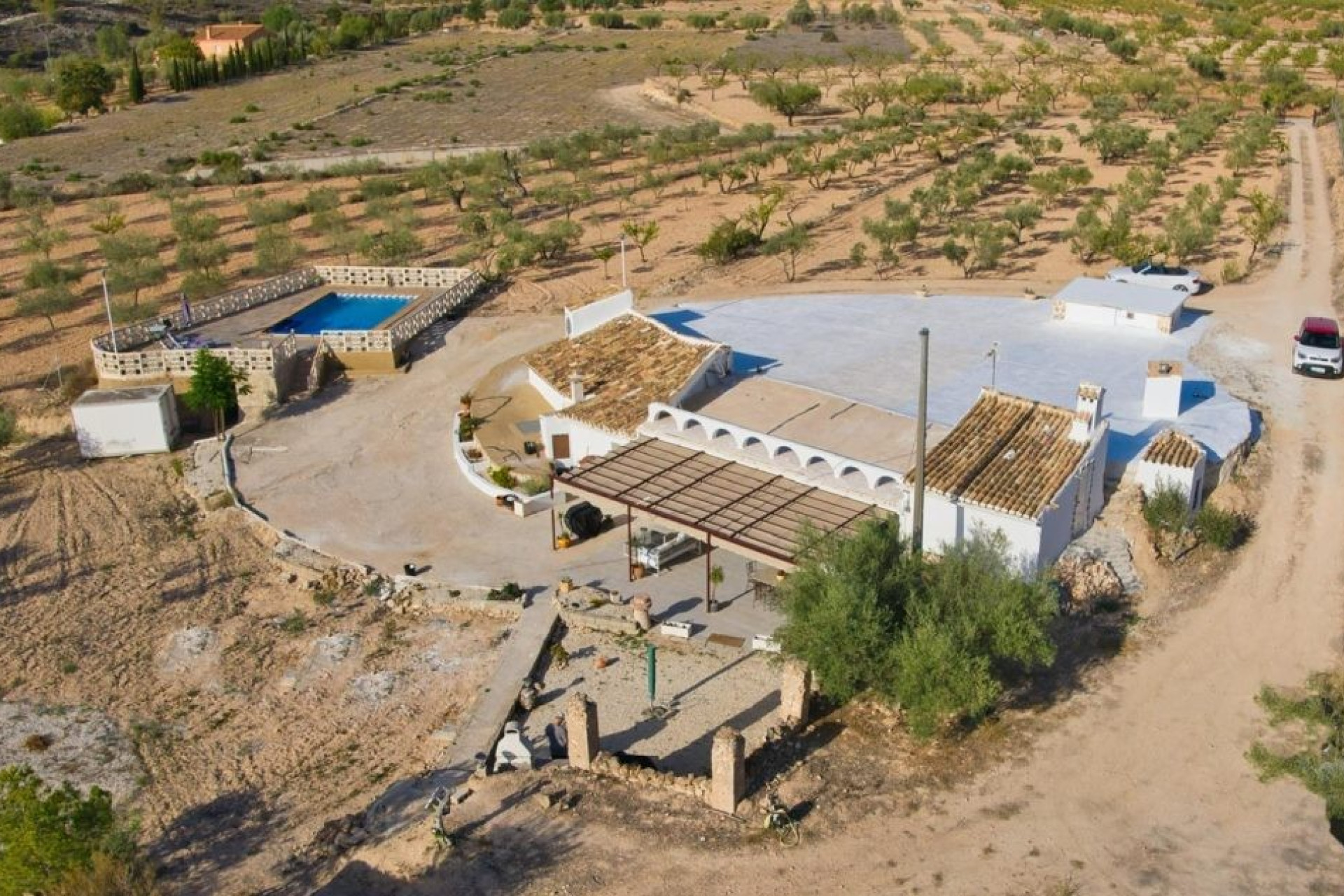 Resale - Finca / Country Property -
Hondón de las Nieves - La Canalosa