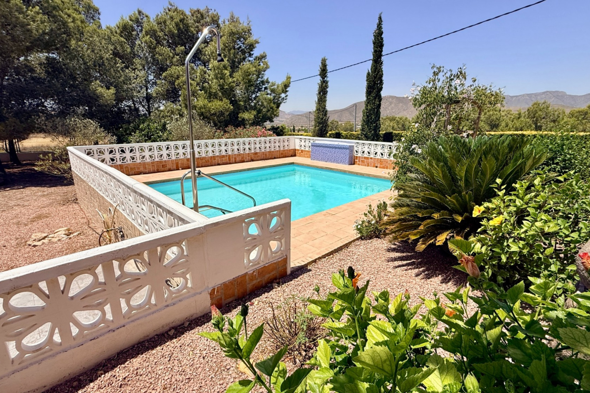 Resale - Finca - Country Property -
Hondón de los Fráiles