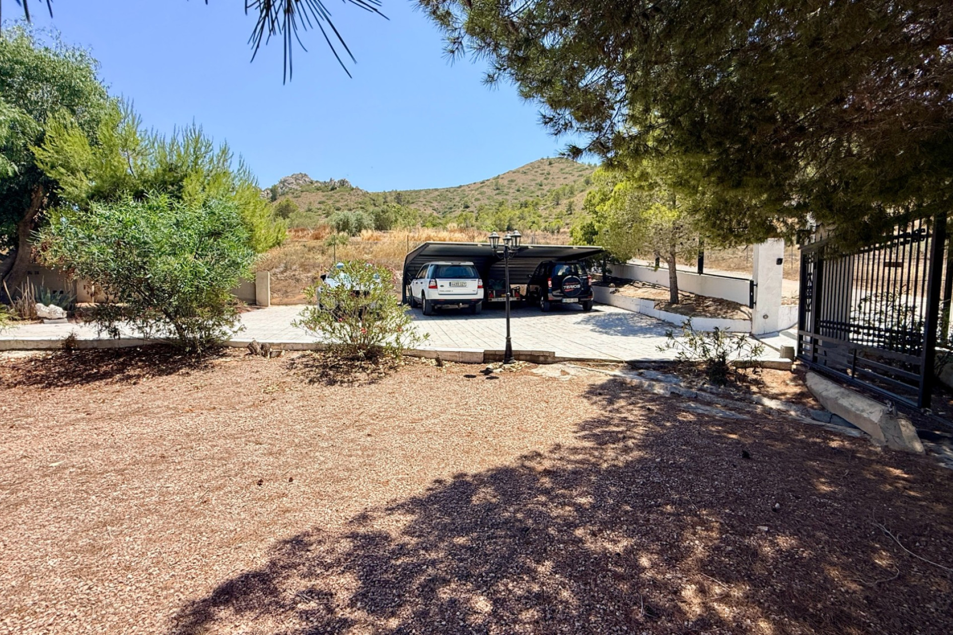 Resale - Finca - Country Property -
Hondón de los Fráiles