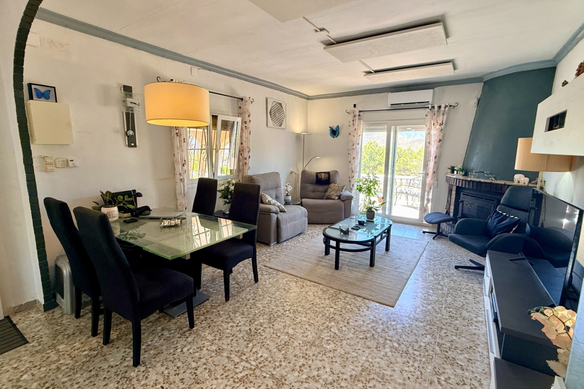 Resale - Finca - Country Property -
Hondón de los Fráiles