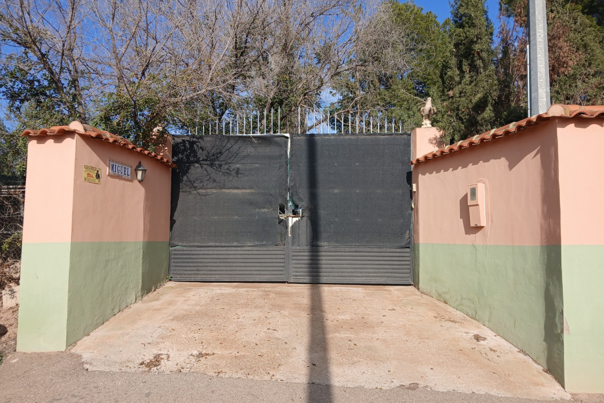 Resale - Finca / Country Property -
Jumilla