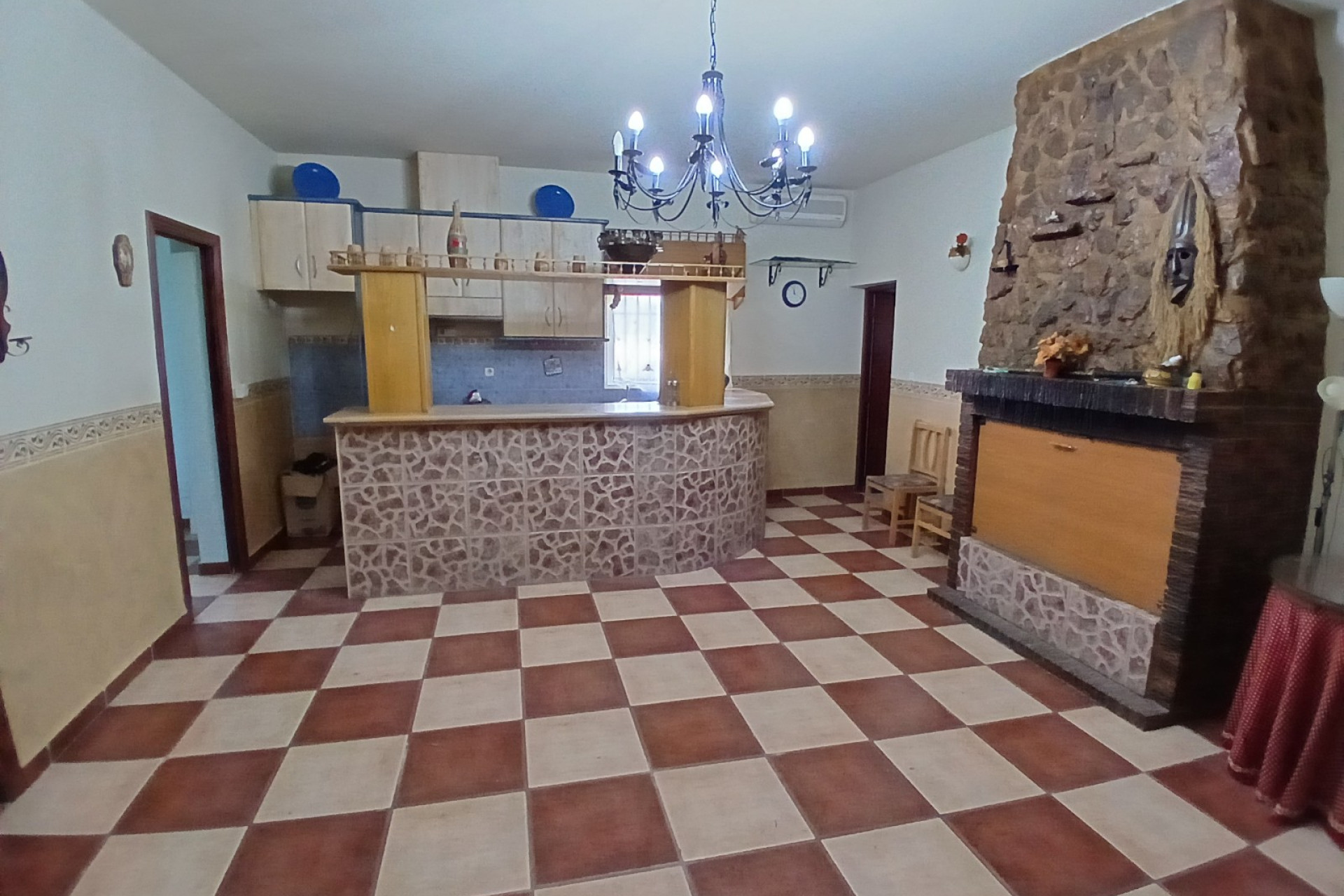 Resale - Finca / Country Property -
Jumilla