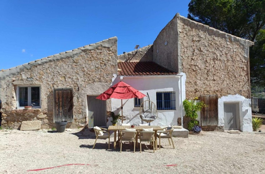 Resale - Finca - Country Property -
La Romana - LA ROMANA