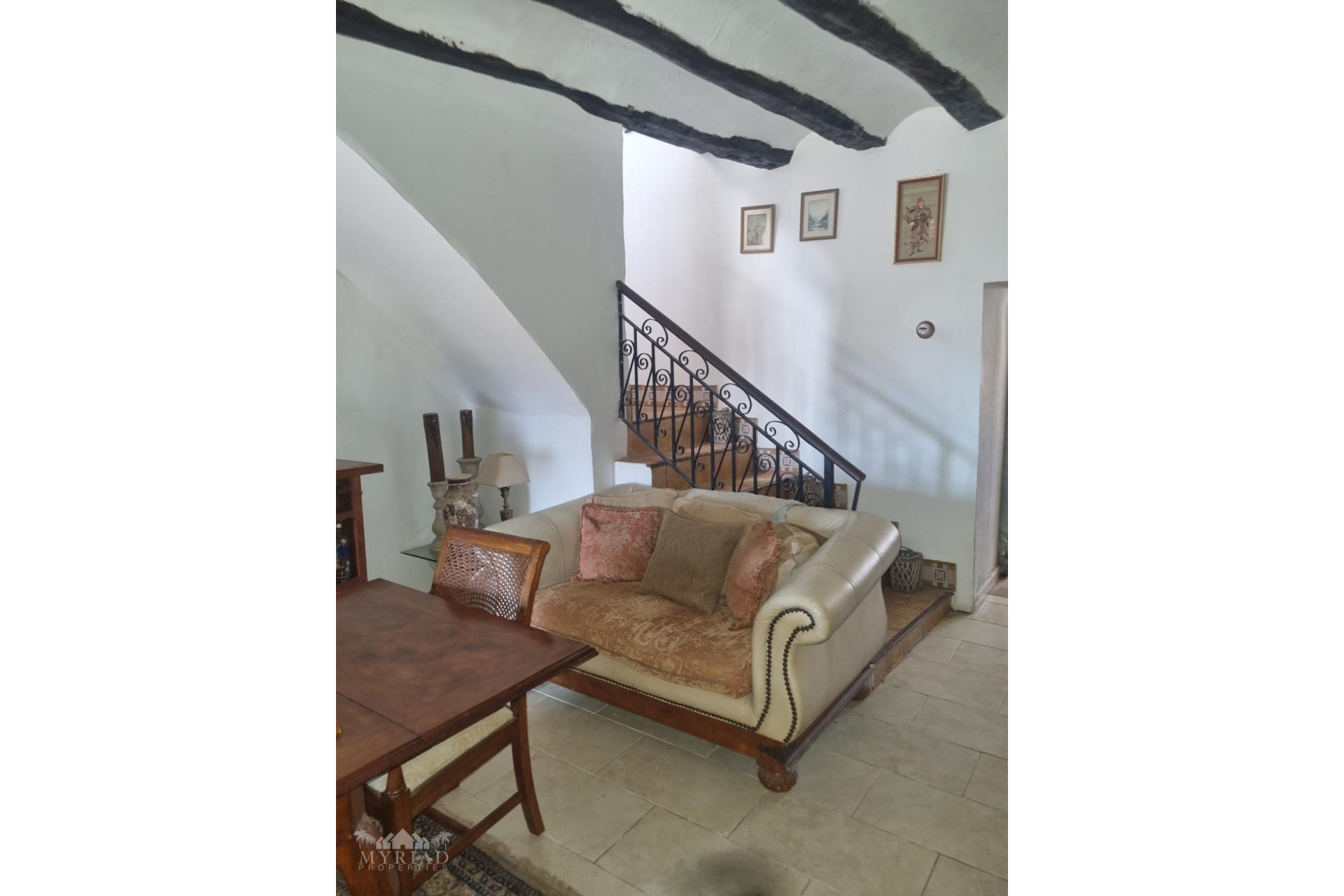 Resale - Finca / Country Property -
Lel - Lel Alicante