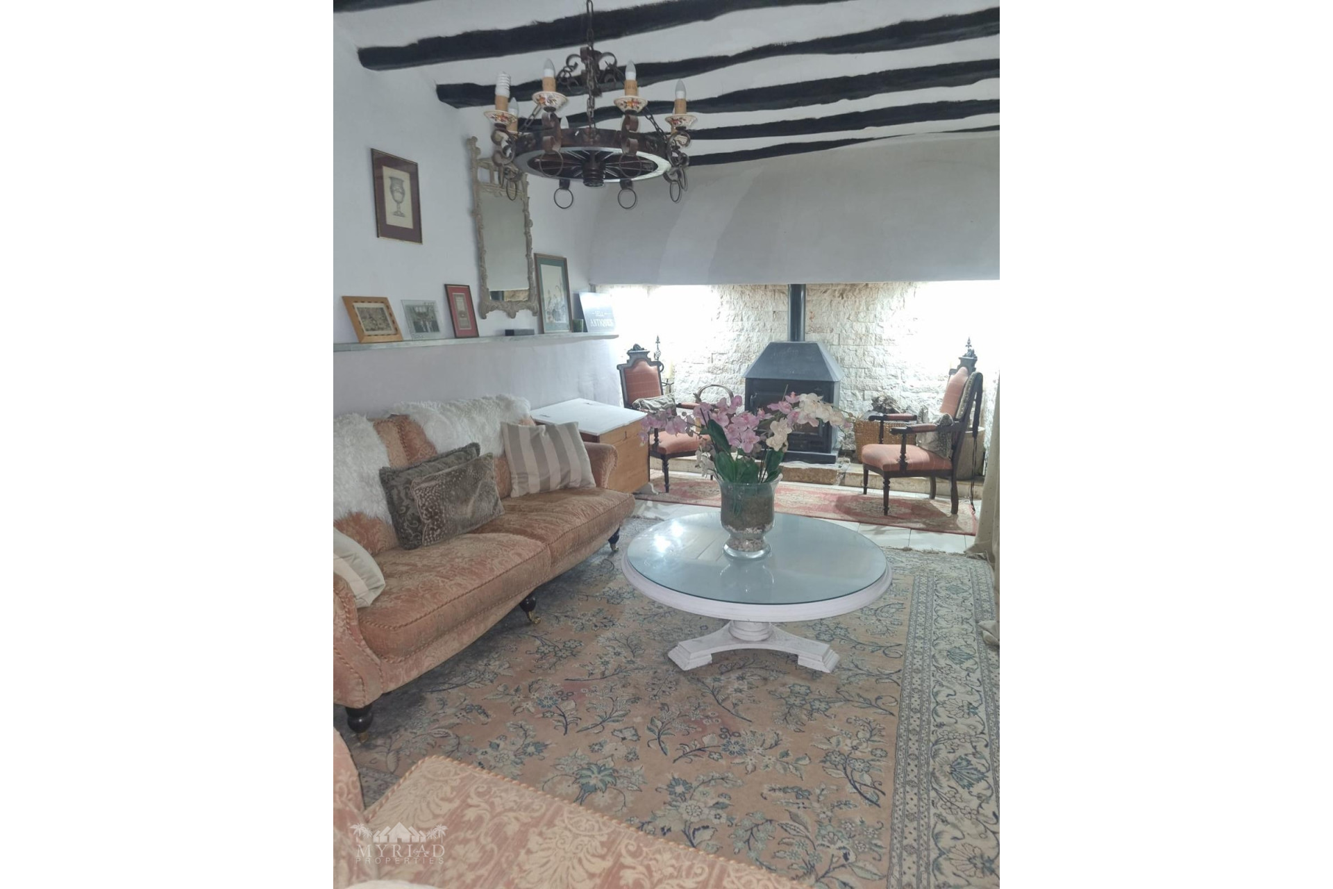 Resale - Finca / Country Property -
Lel - Lel Alicante