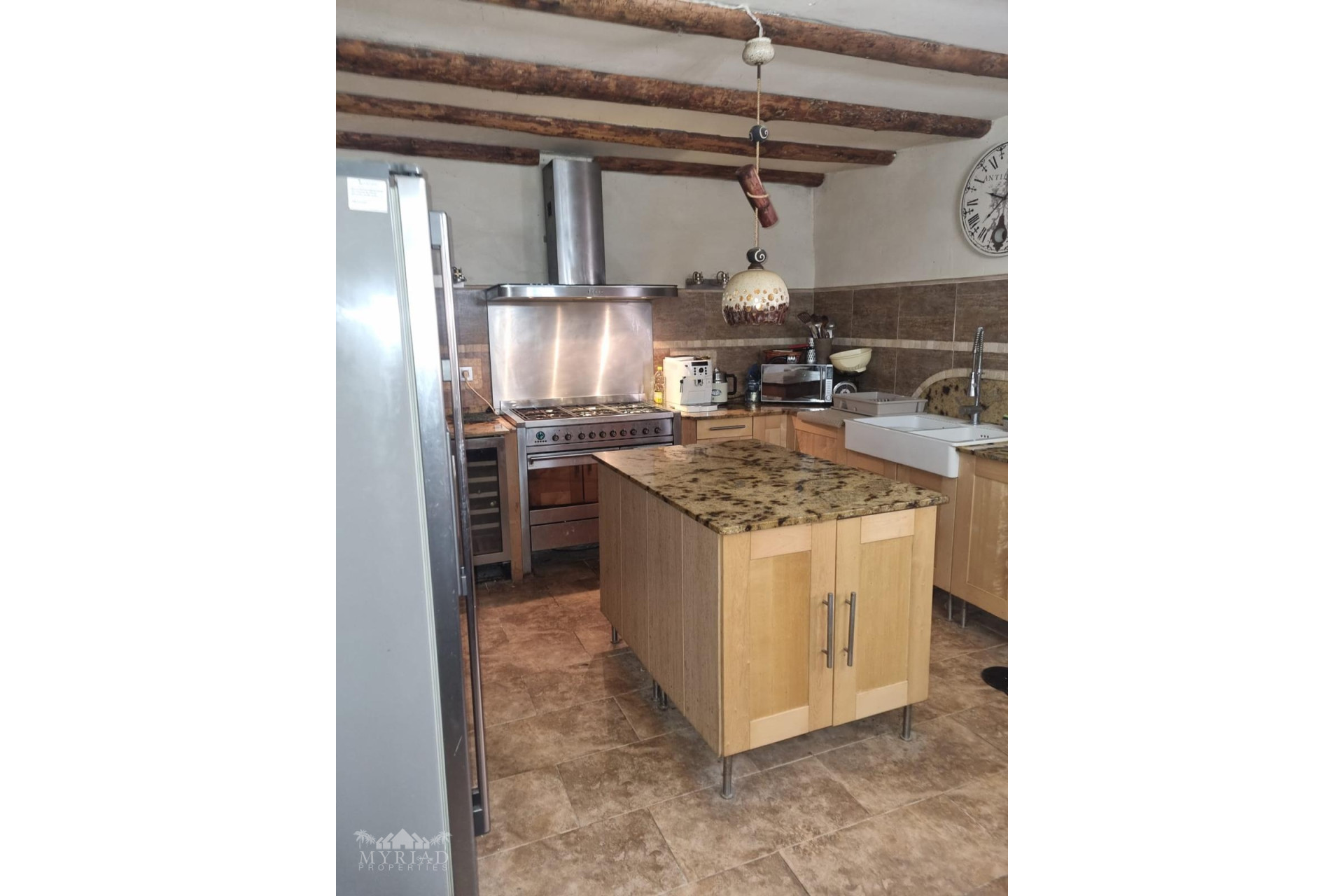 Resale - Finca / Country Property -
Lel - Lel Alicante