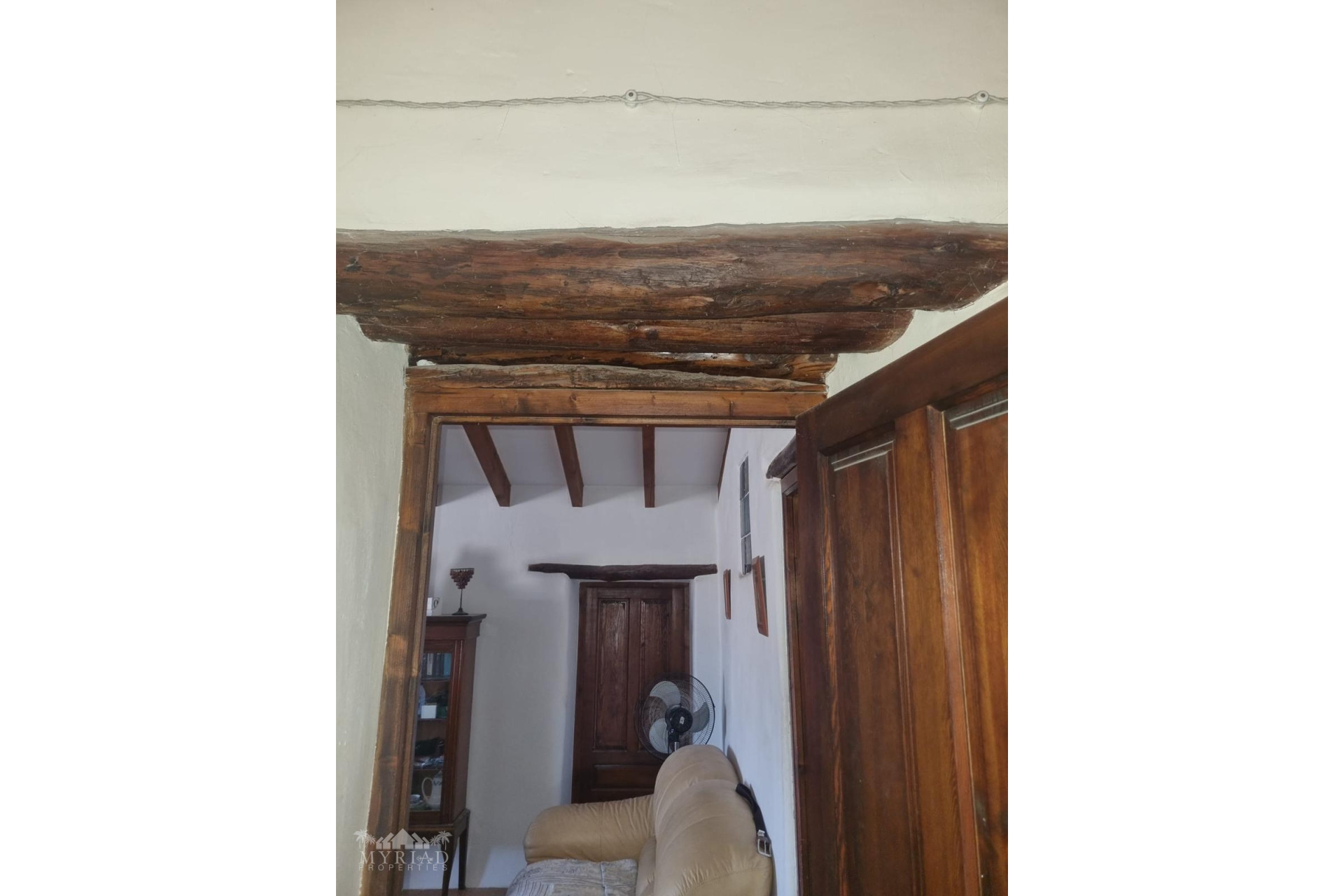 Resale - Finca / Country Property -
Lel - Lel Alicante