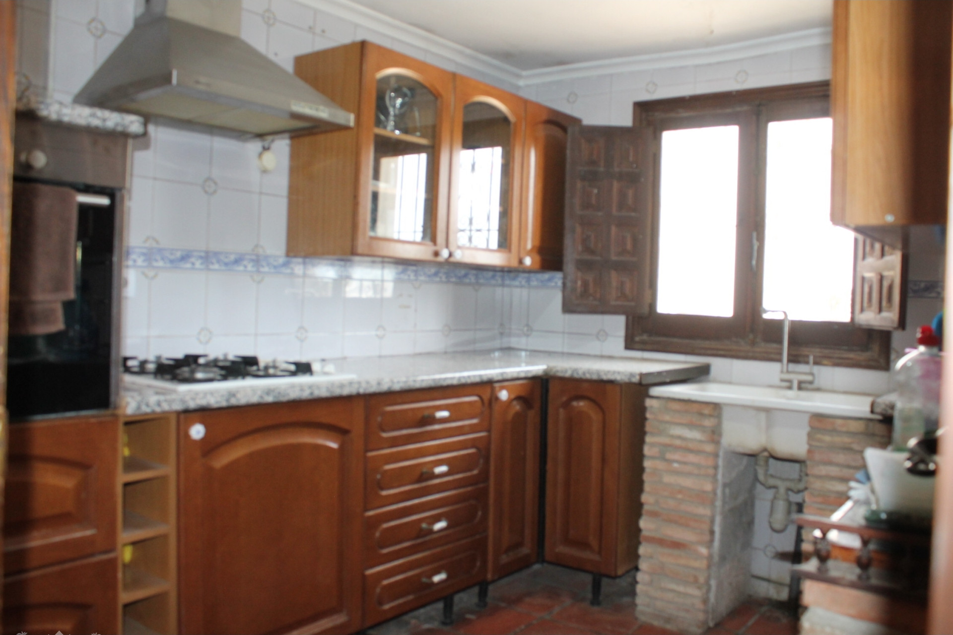 Resale - Finca / Country Property -
Lel - Lel Alicante