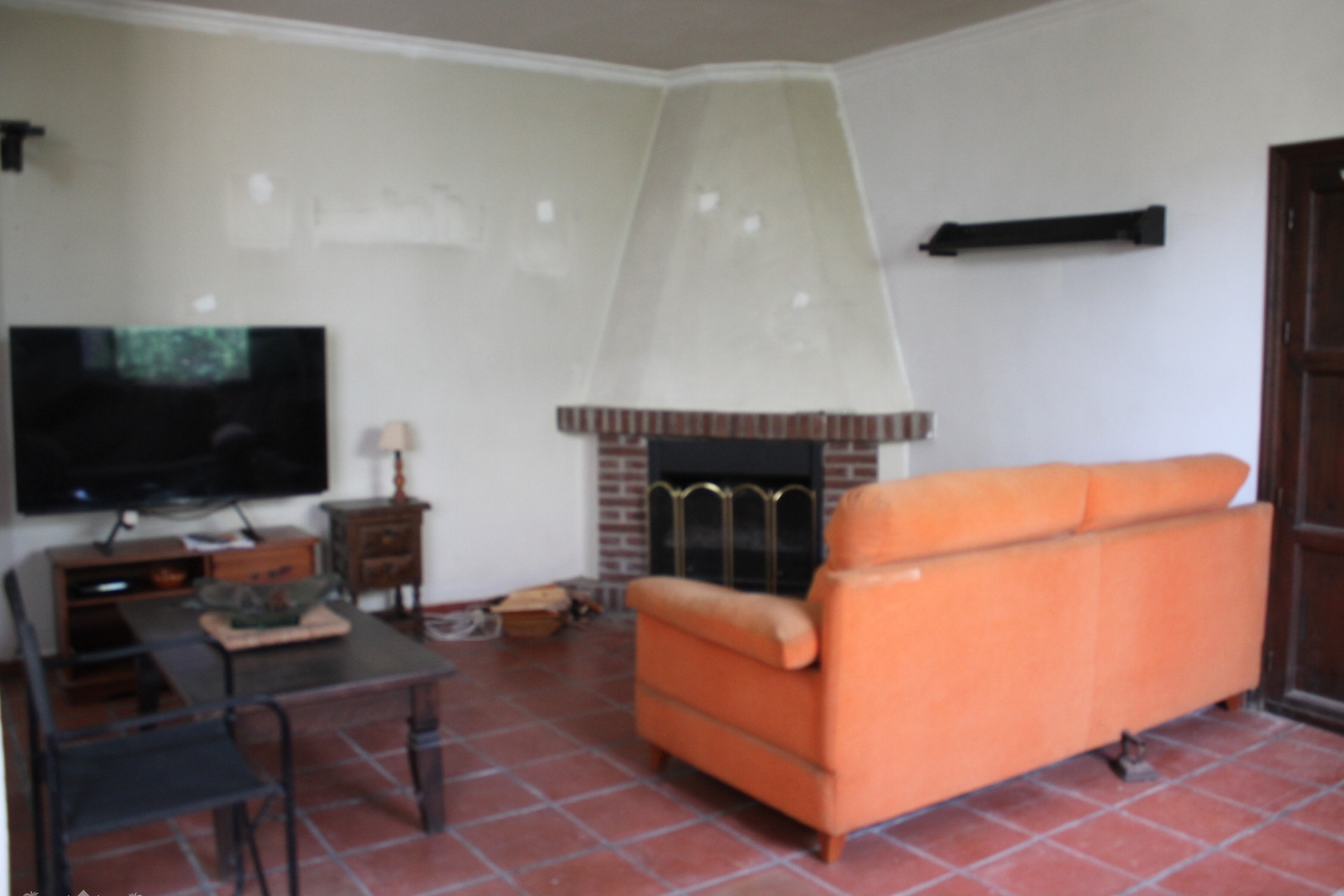 Resale - Finca / Country Property -
Lel - Lel Alicante